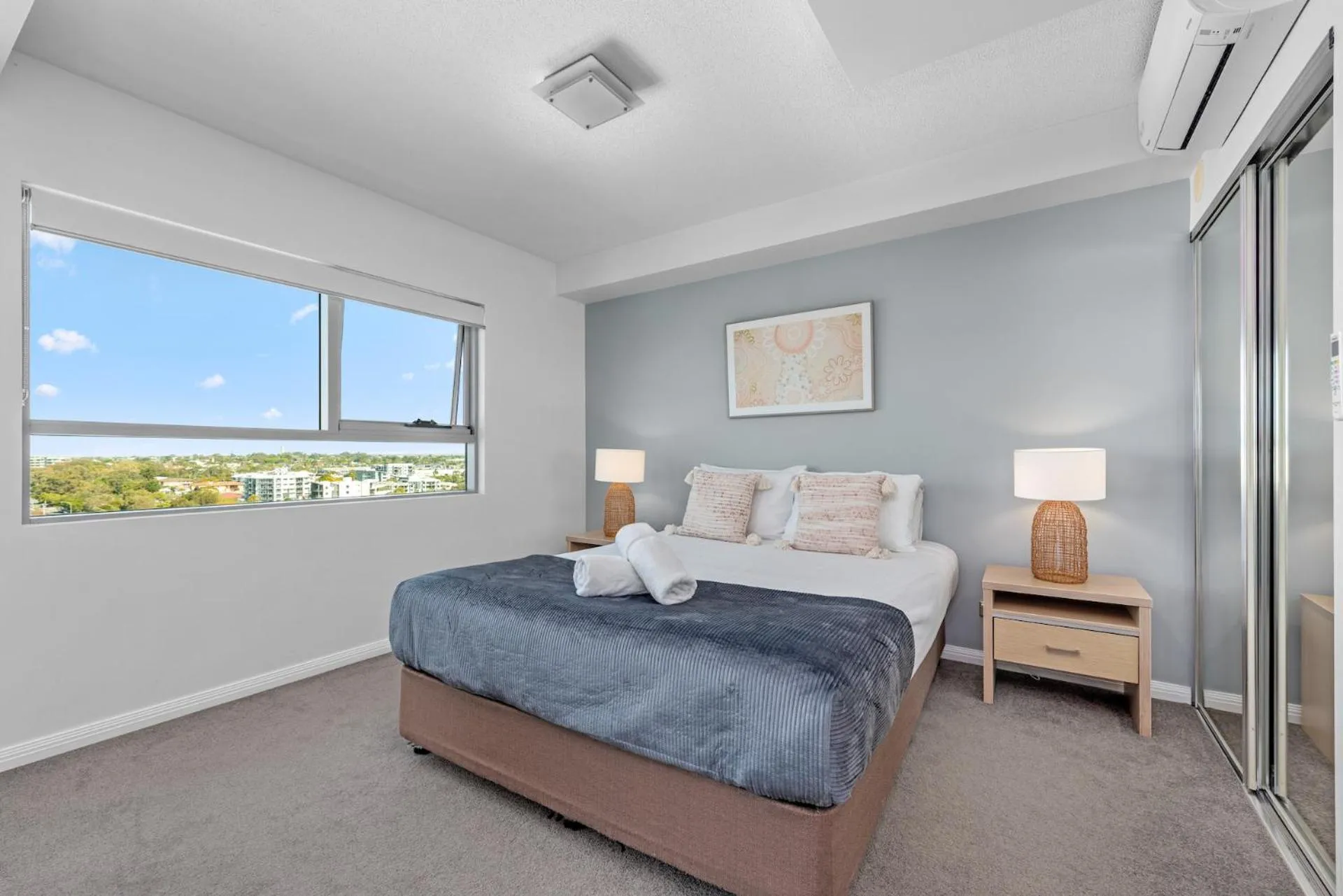 Bed in Proximity Waterfront Apartments