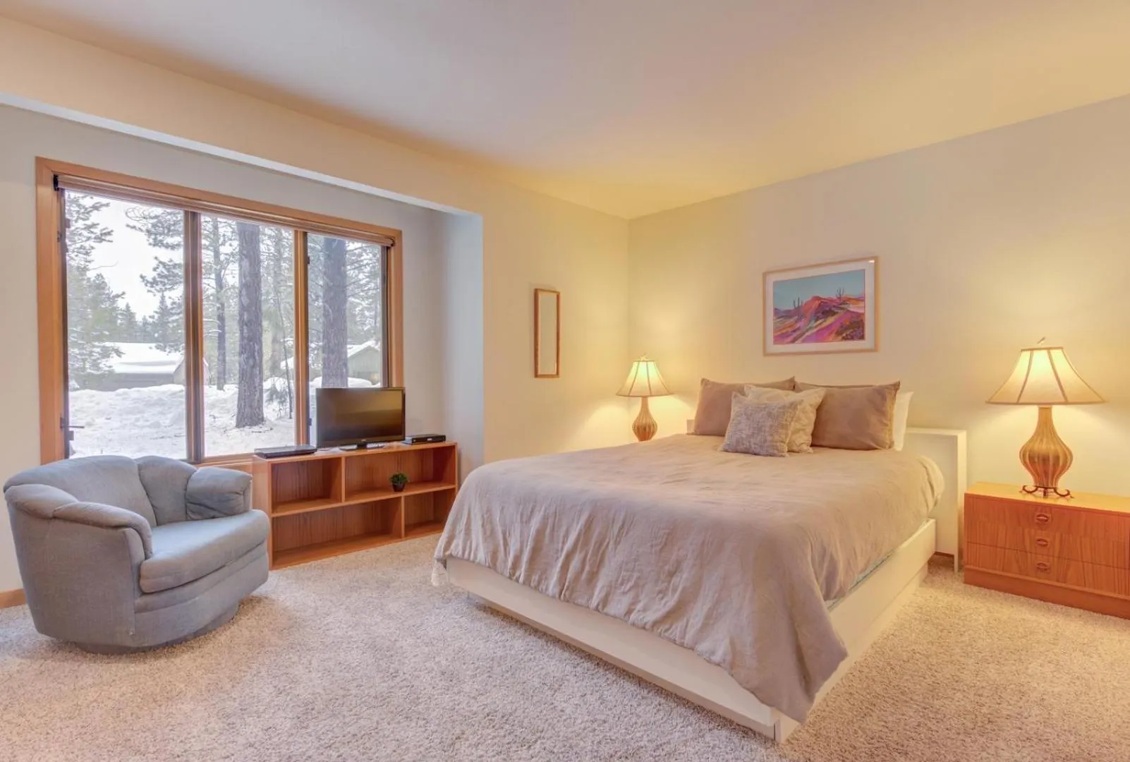 Bed in Awbrey - Unit 7