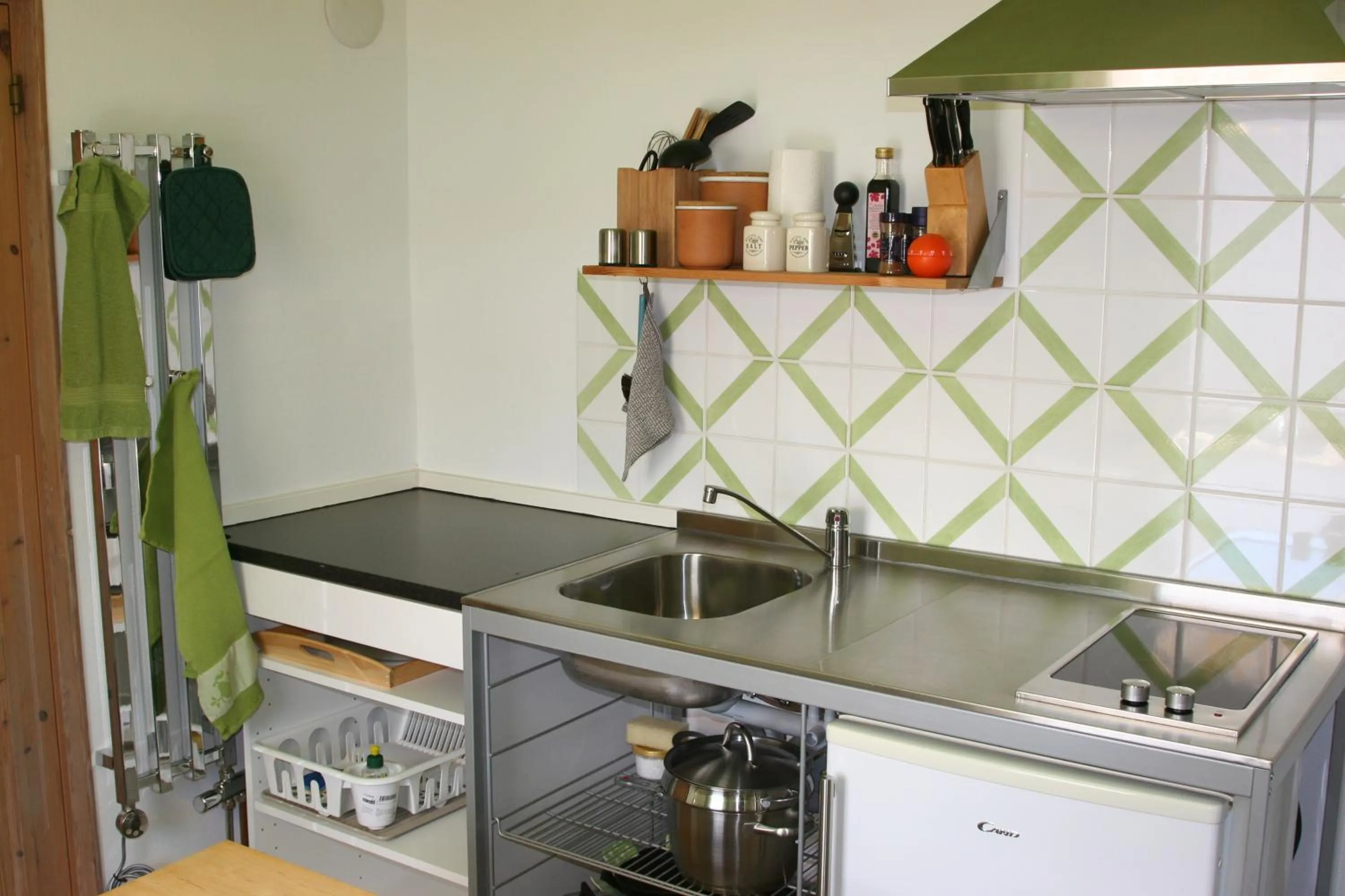 Kitchen or kitchenette in Bed & Breakfast Björkhyddan