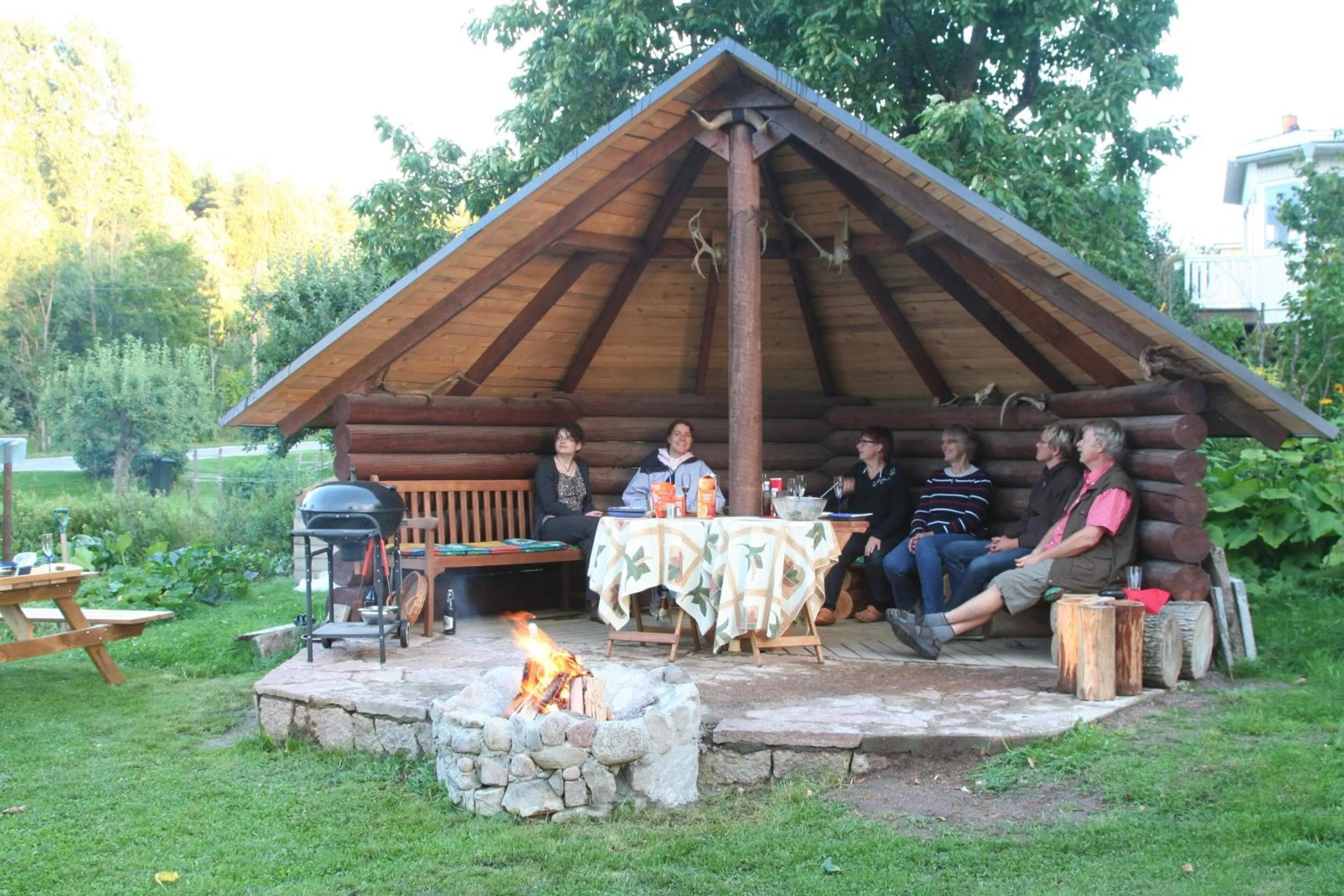 BBQ facilities in Bed & Breakfast Björkhyddan