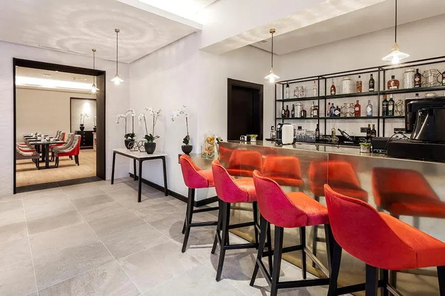 Lounge or bar in Eurostars Azahar