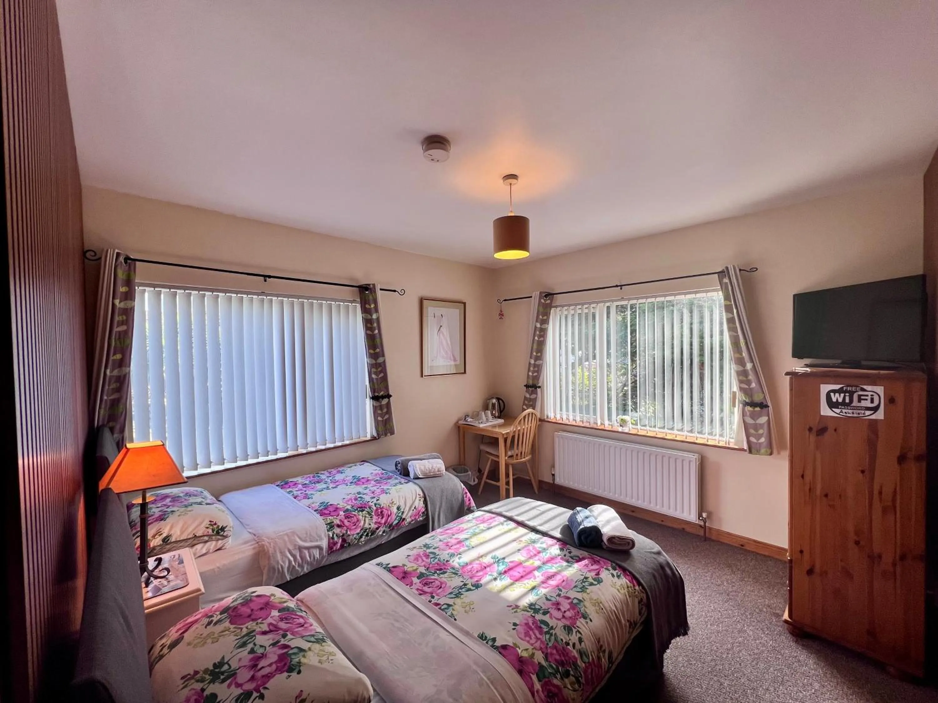 Bedroom, Bed in Ashfield Bed & Breakfast