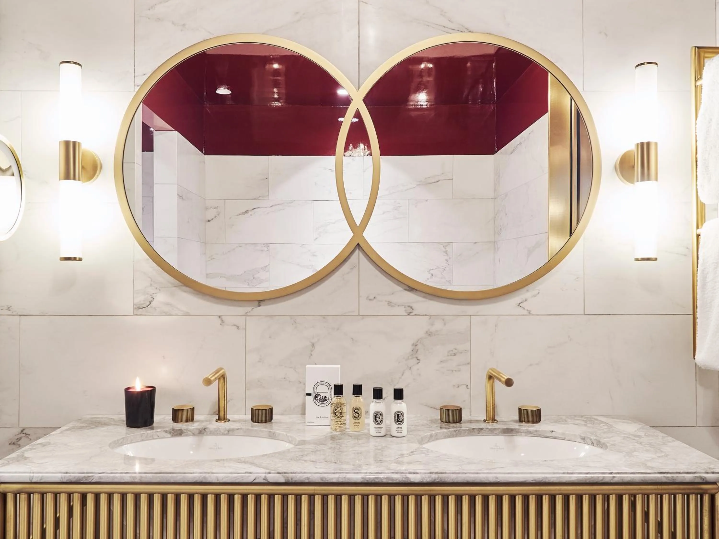 Bathroom in Grand Powers Hotel