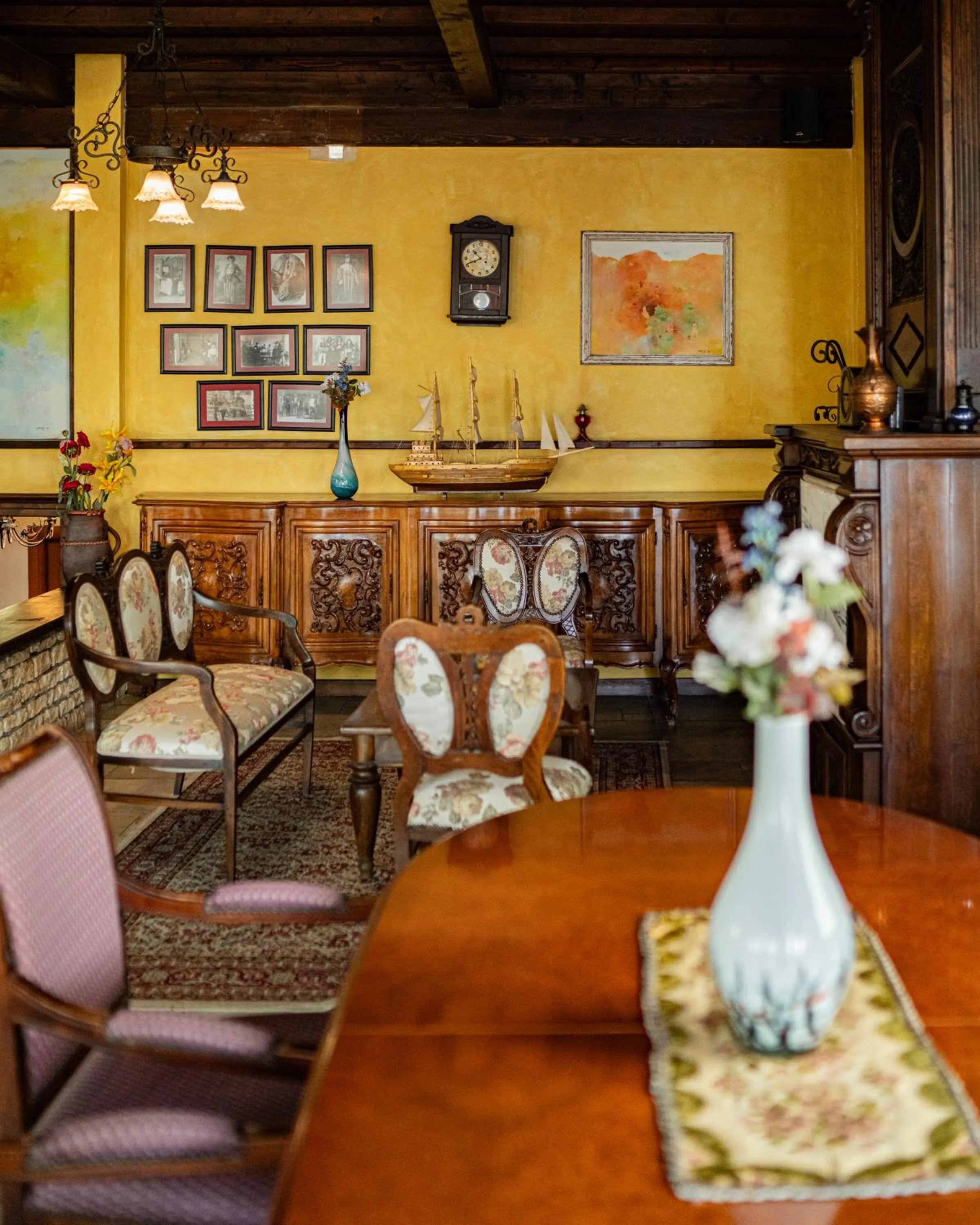 Seating area in Vila Belvedere
