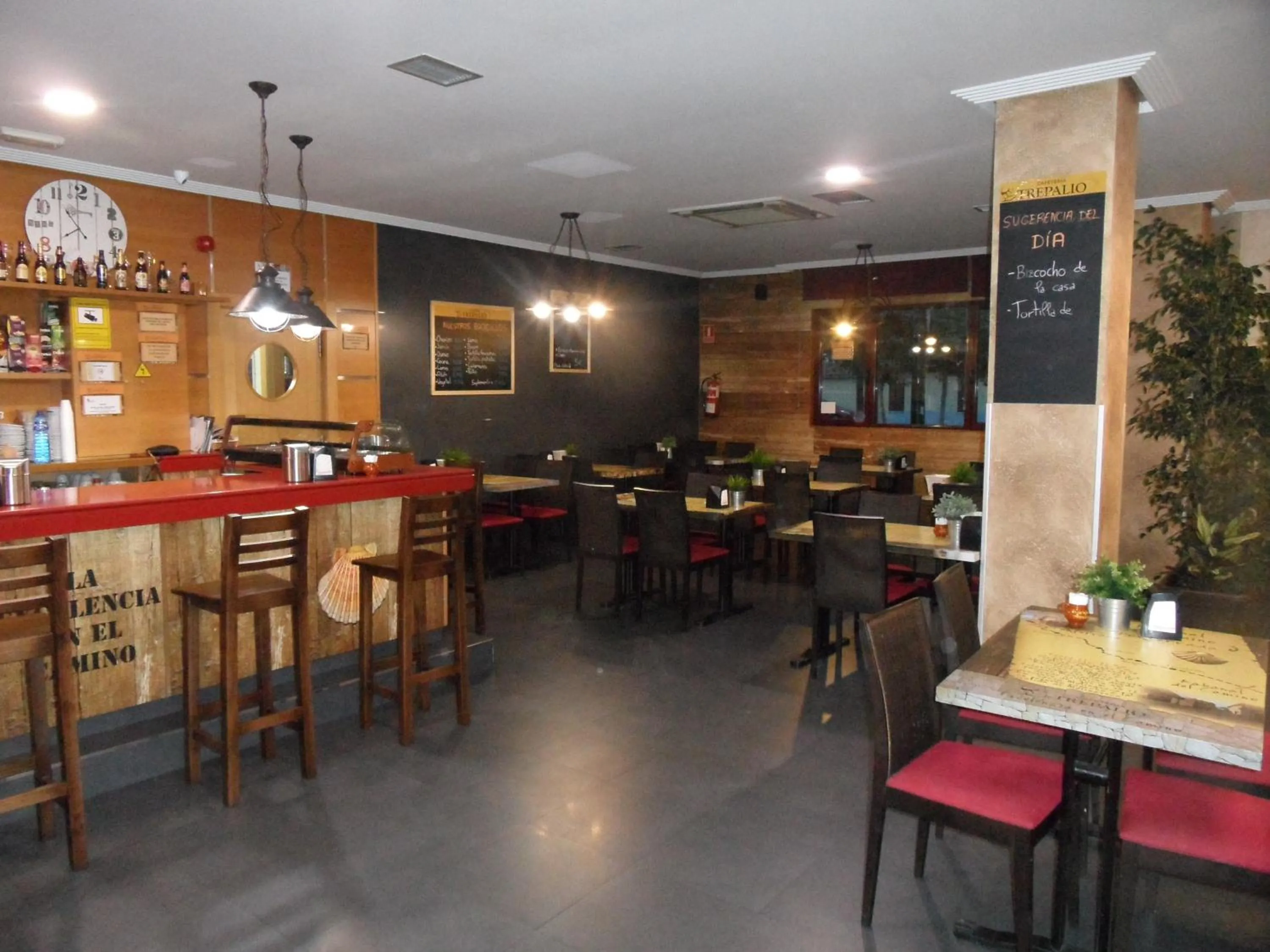 Lounge or bar in Hotel Alfageme