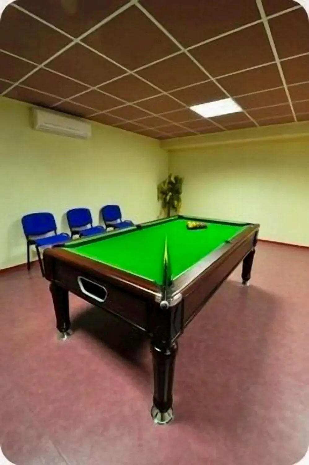 Billiard in Contact Hôtel - Prim Witry - Reims Nord