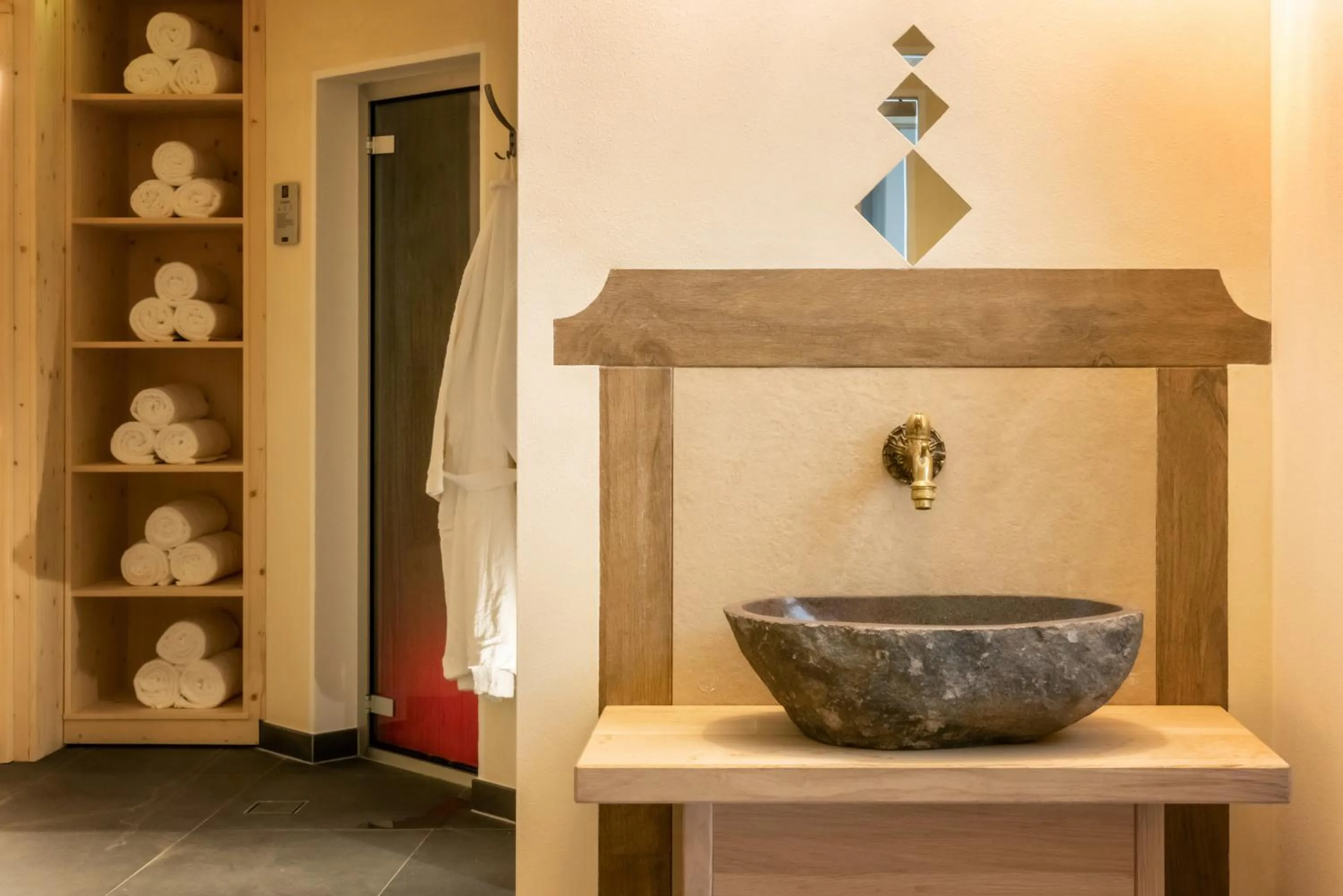 Spa and wellness centre/facilities in Hotel Monte44