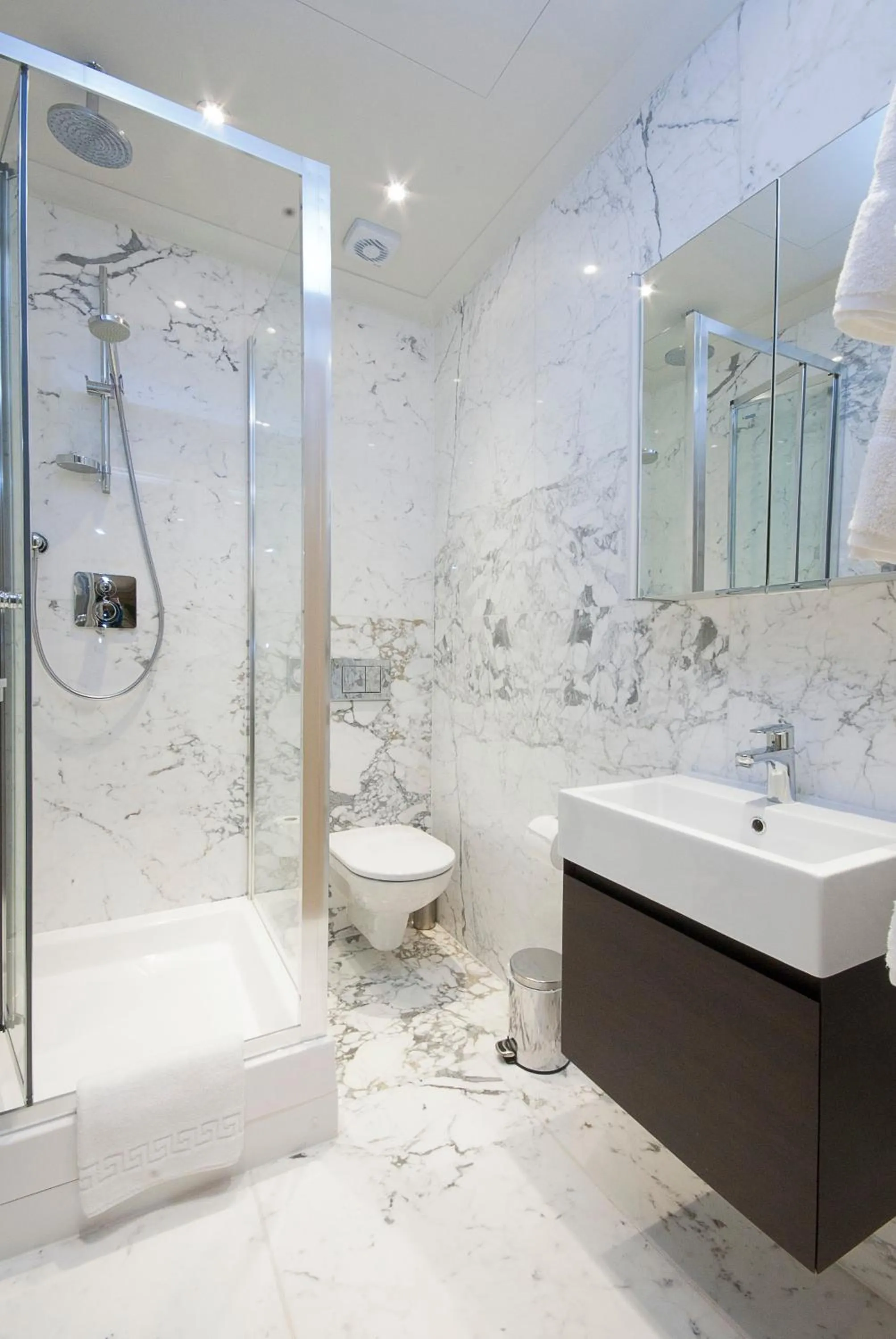 Bathroom in Claverley Court Apartments Knightsbridge