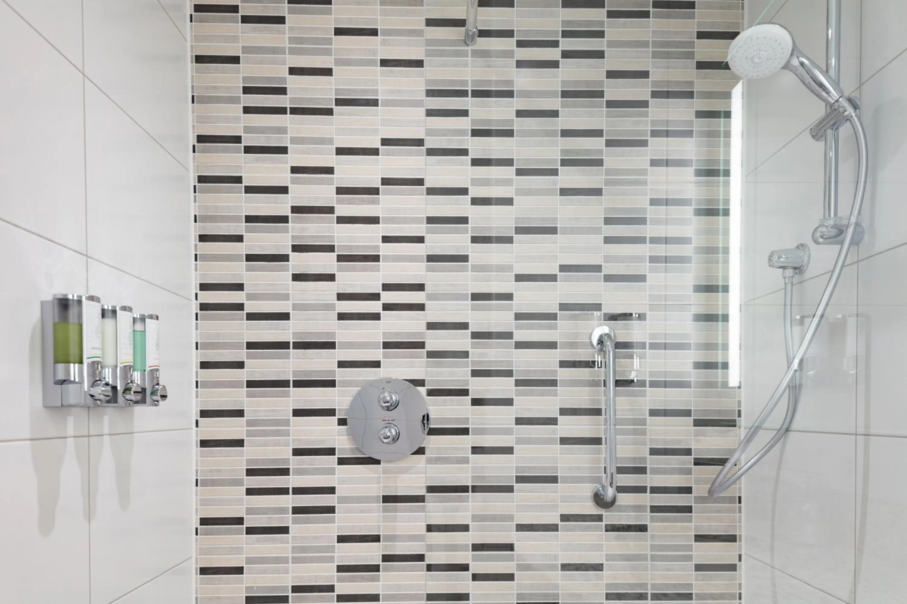 Shower in Hampton By Hilton Edinburgh Airport