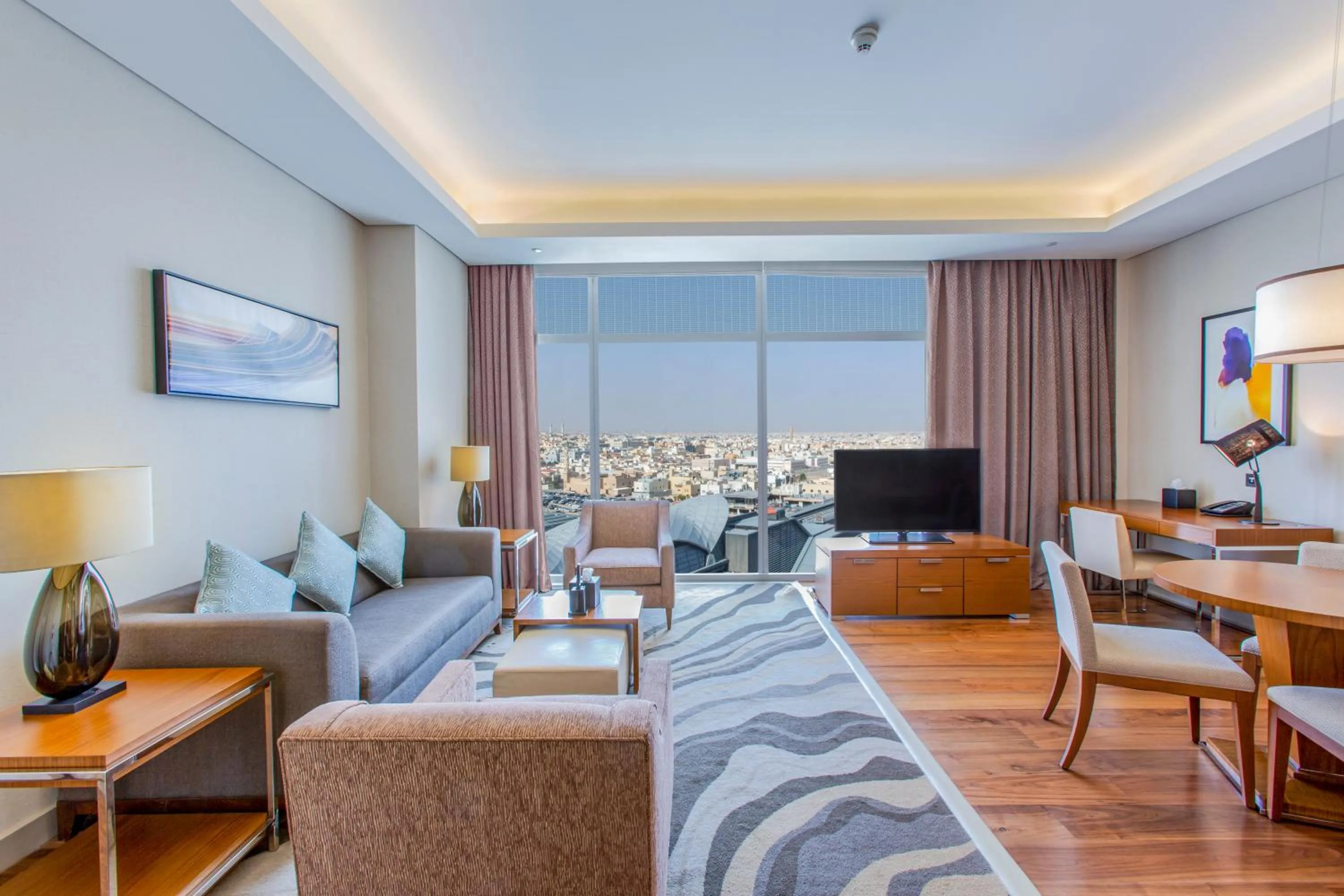 Communal lounge/ TV room in Hilton Riyadh Hotel & Residences