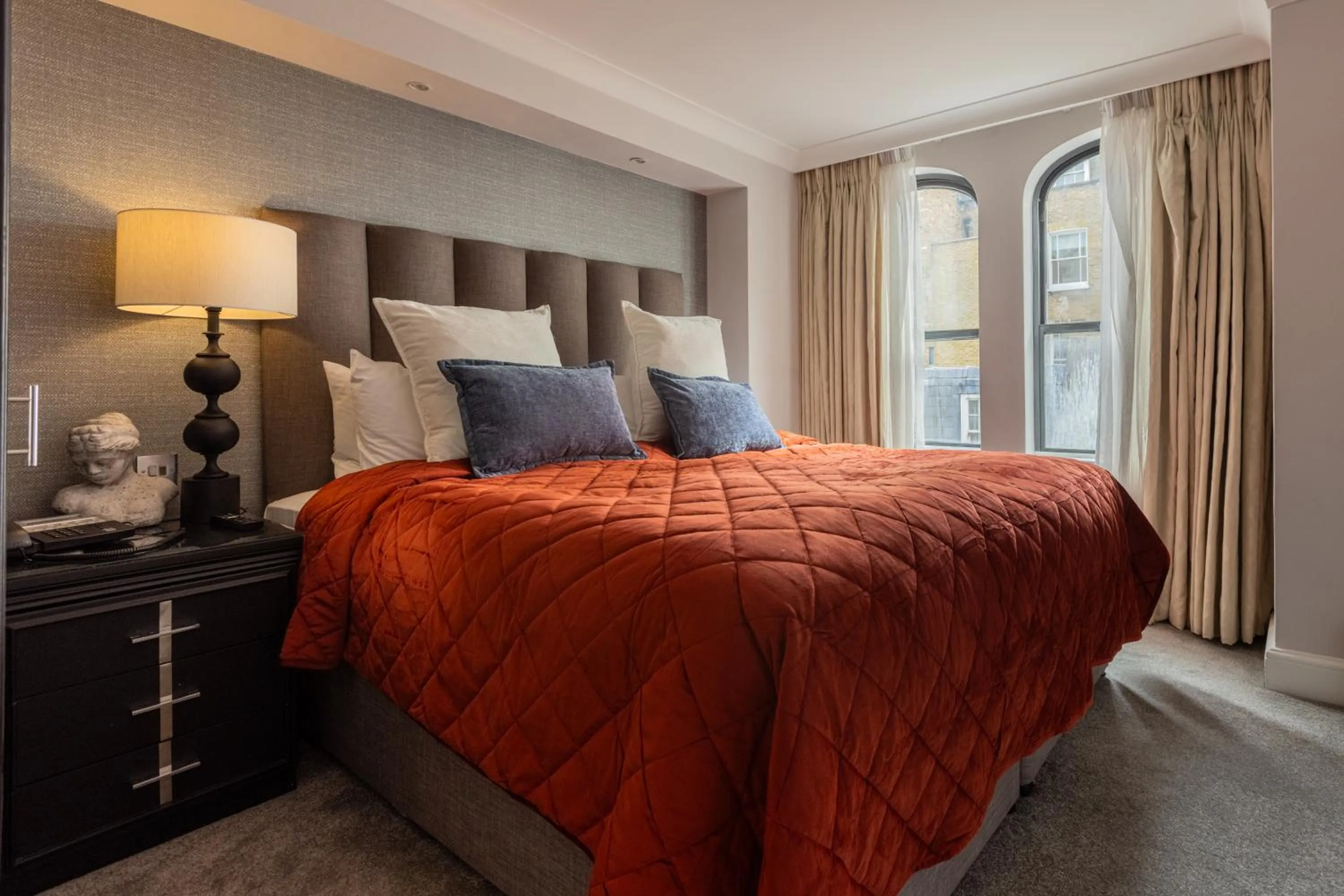 Bed in Mayfair House