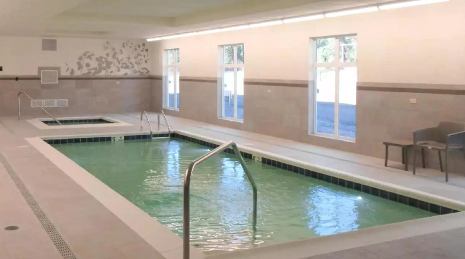  in Sleep Inn & Suites Chiloquin-Crater Lake Junction