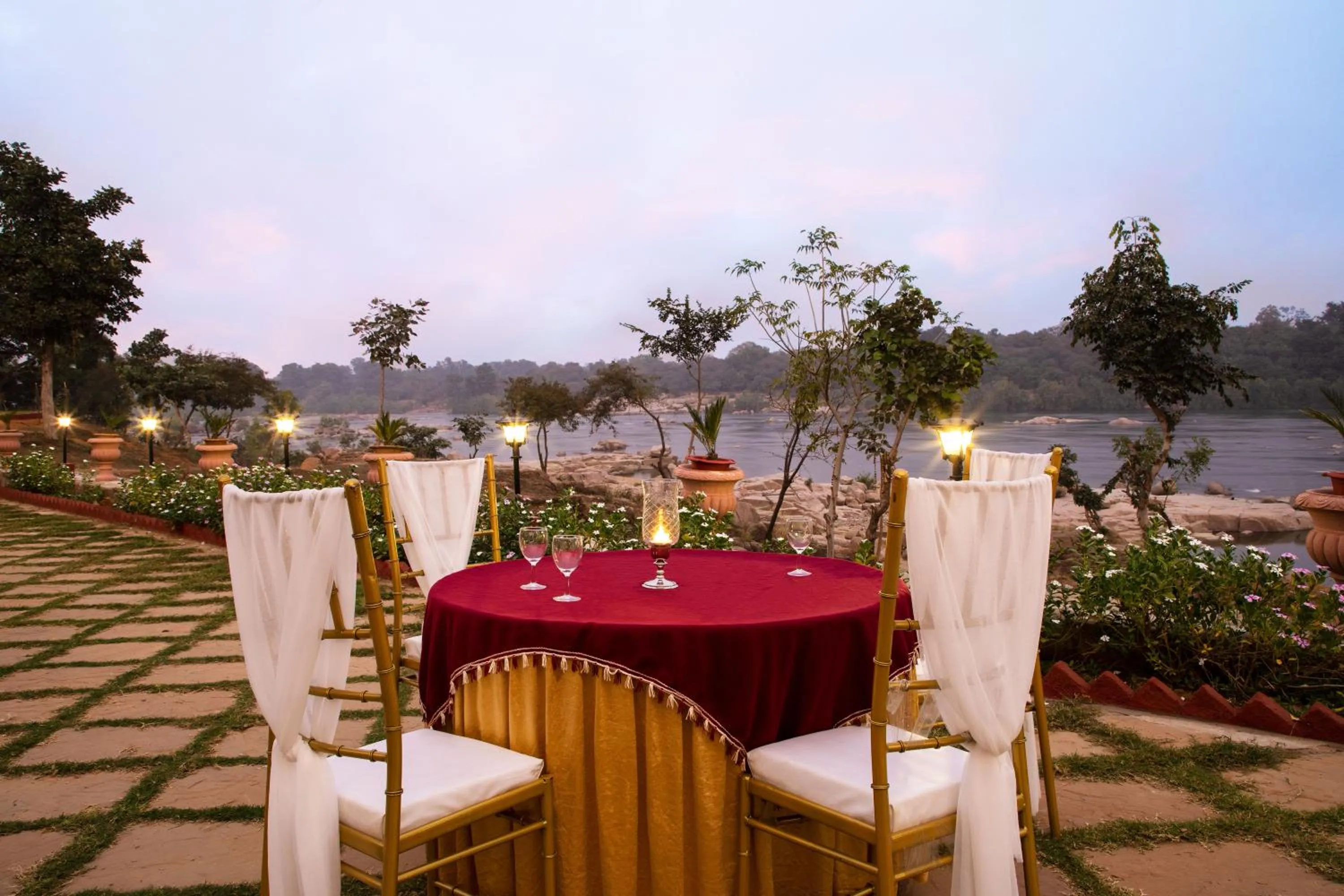 Patio in Bundelkhand Riverside