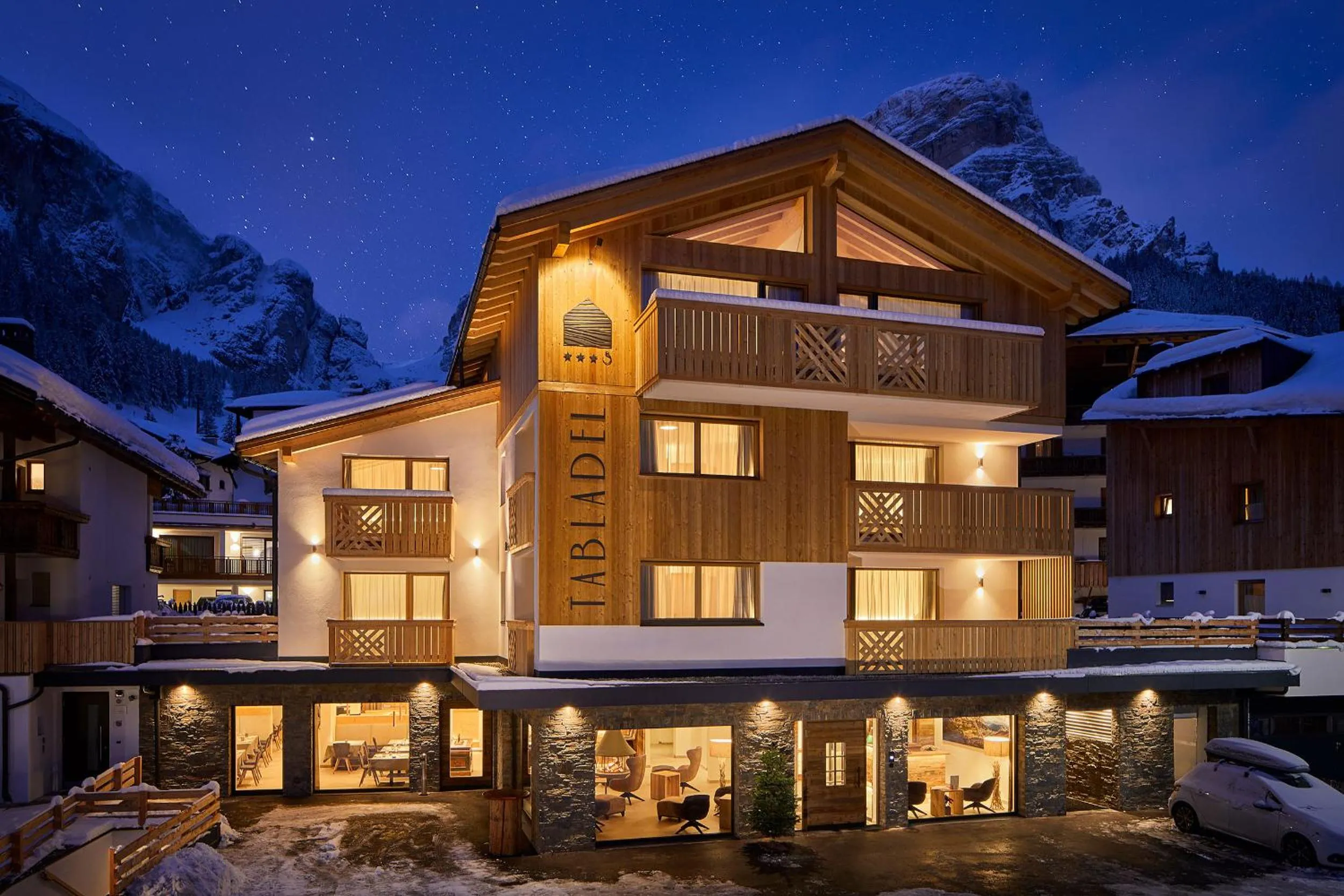 Property building in Hotel Tabladel