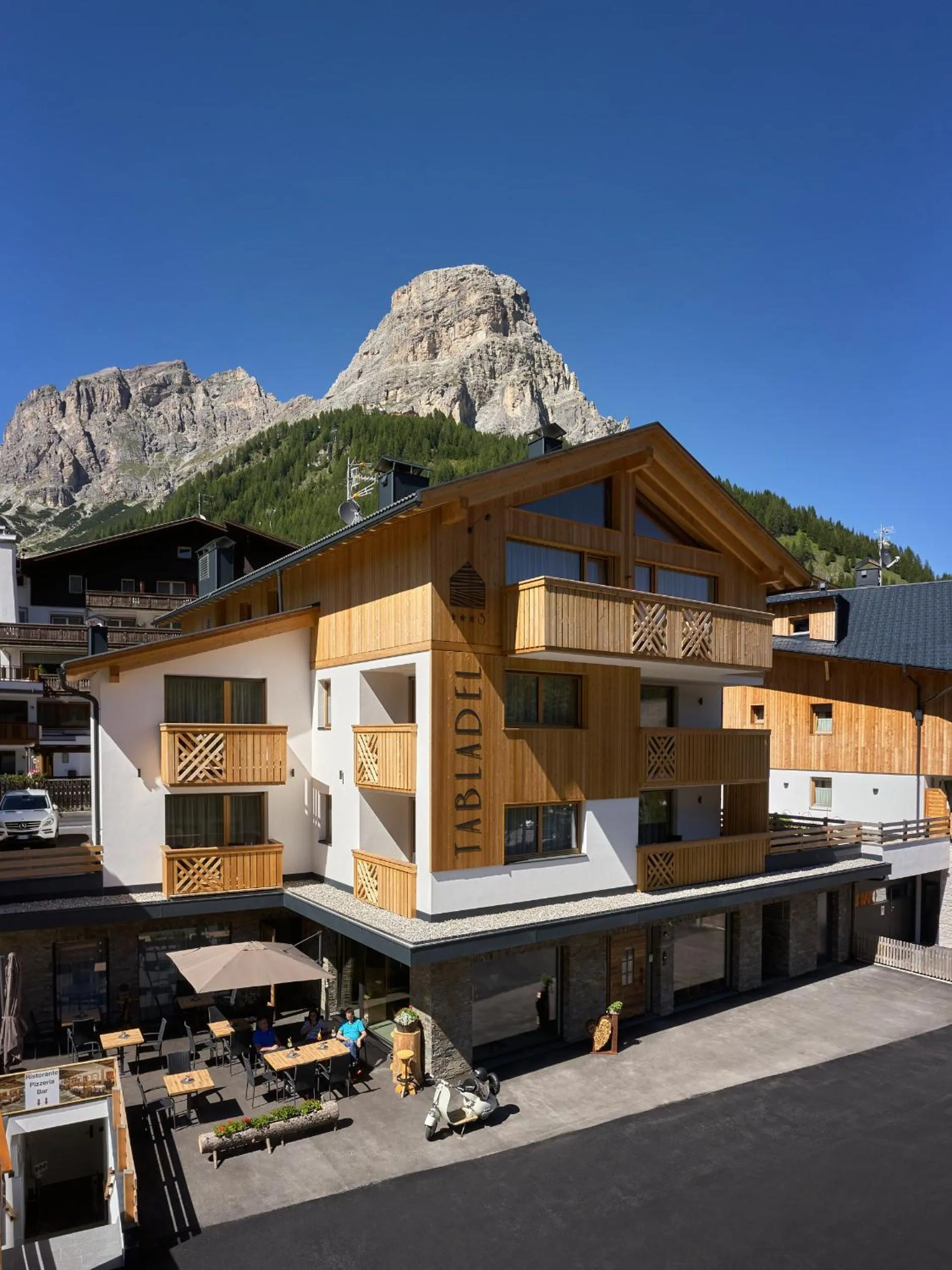 Property building in Hotel Tabladel