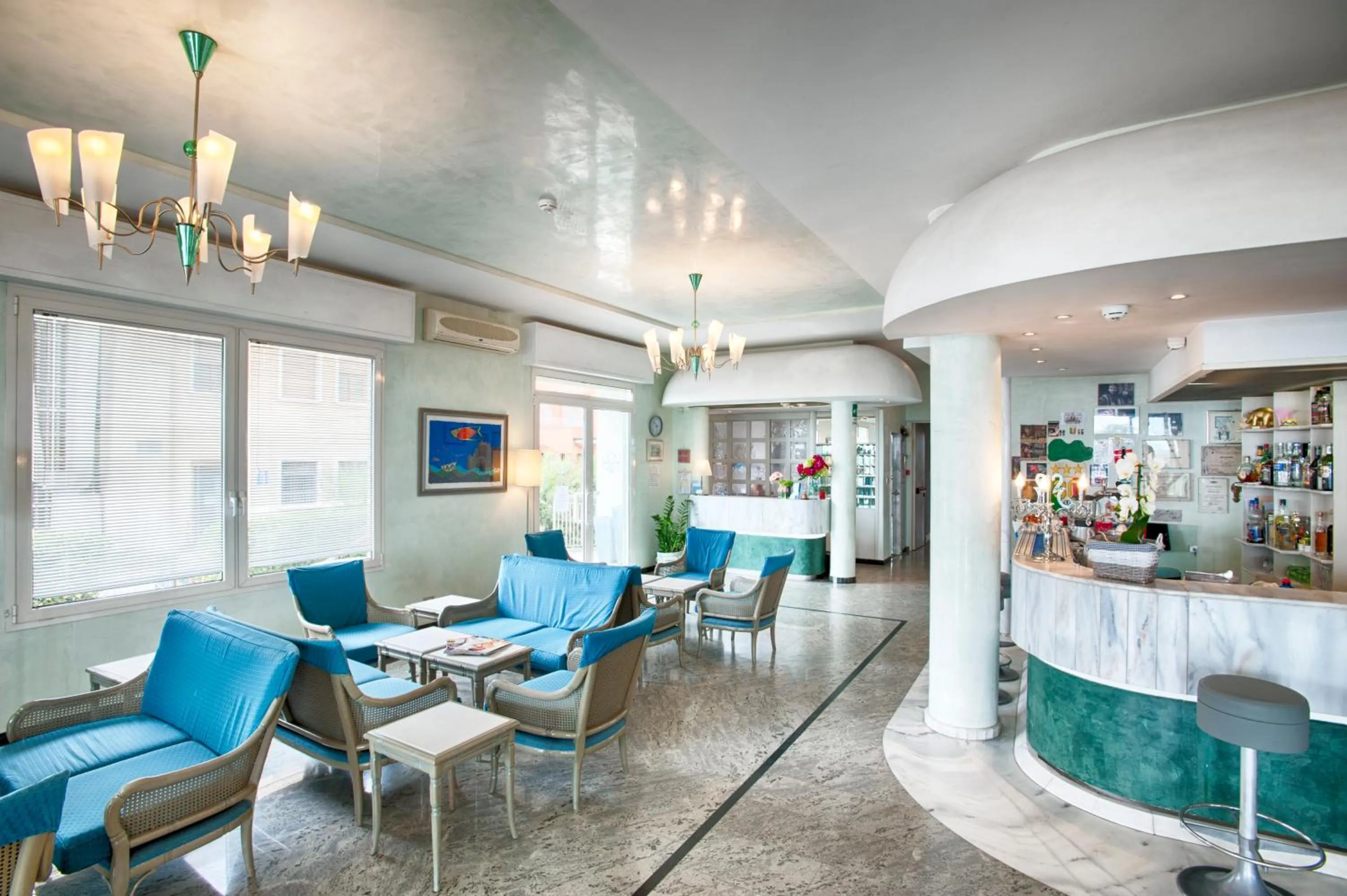 Communal lounge/ TV room in Hotel Gorini