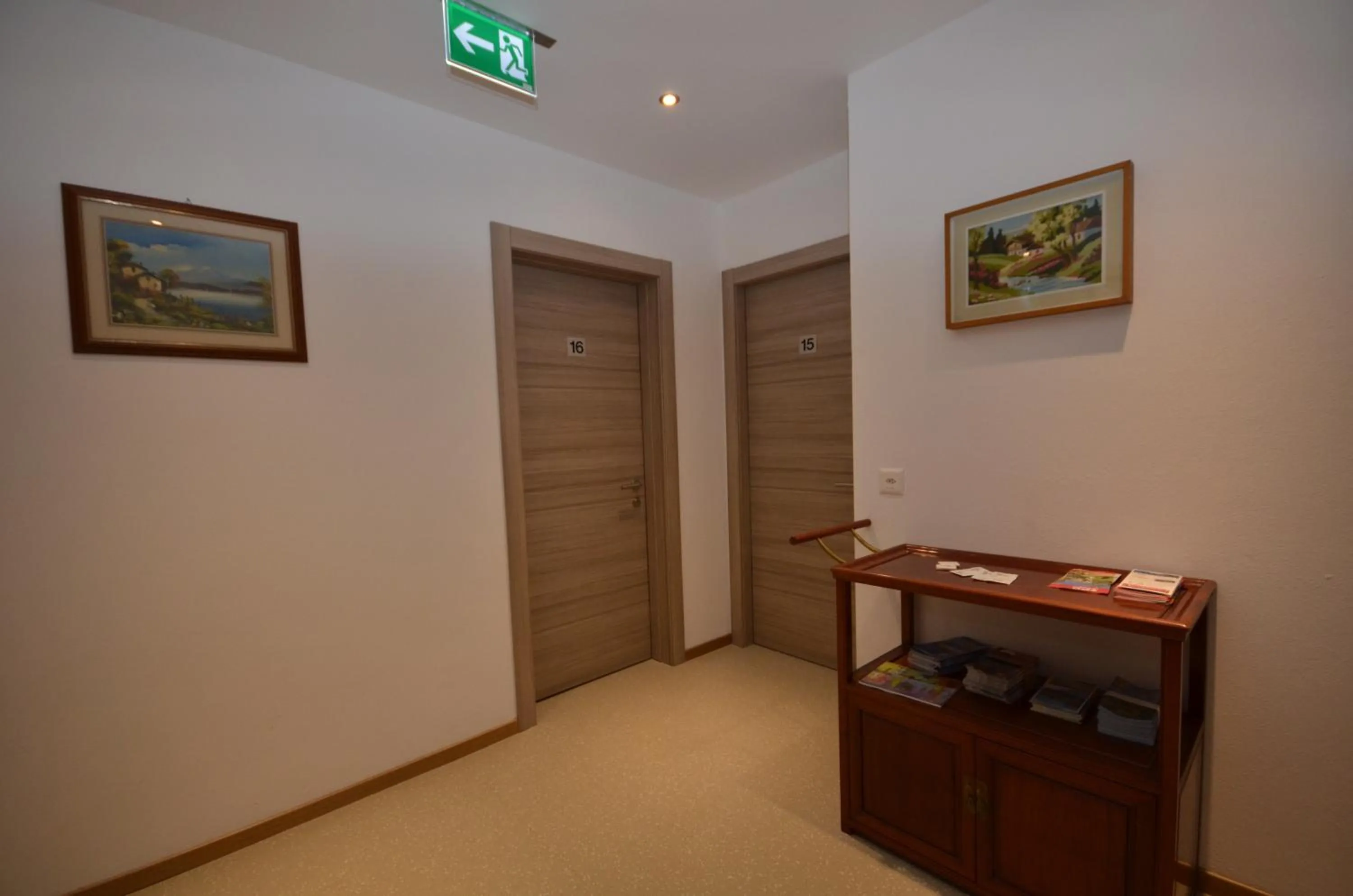 Decorative detail in Albergo Elvezia