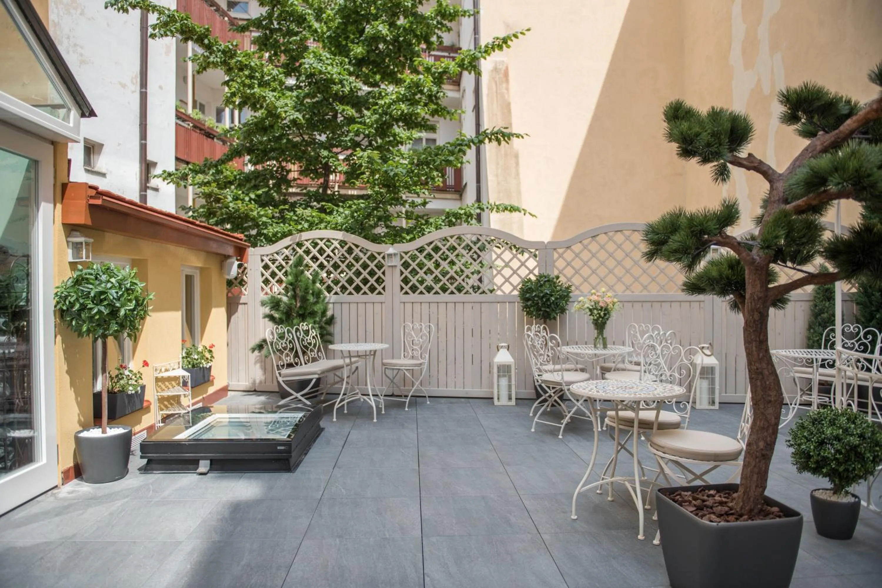 Patio in Hotel Hastal Prague Old Town