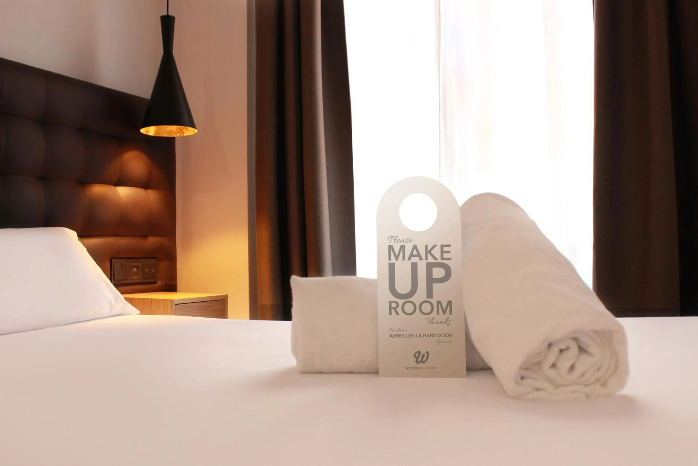 Bed in Woohoo Rooms Chueca