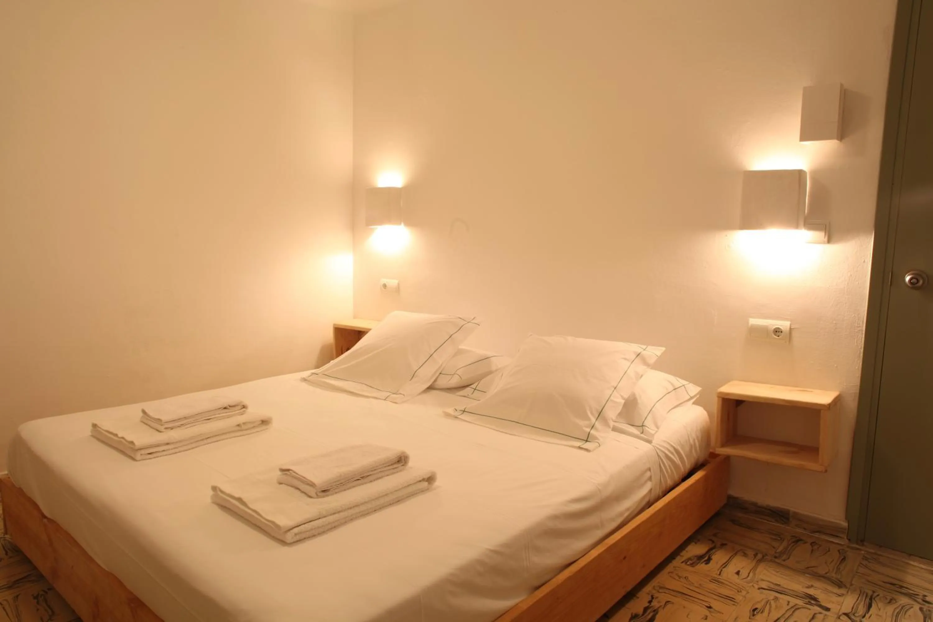 Bed in Juanita Hostal