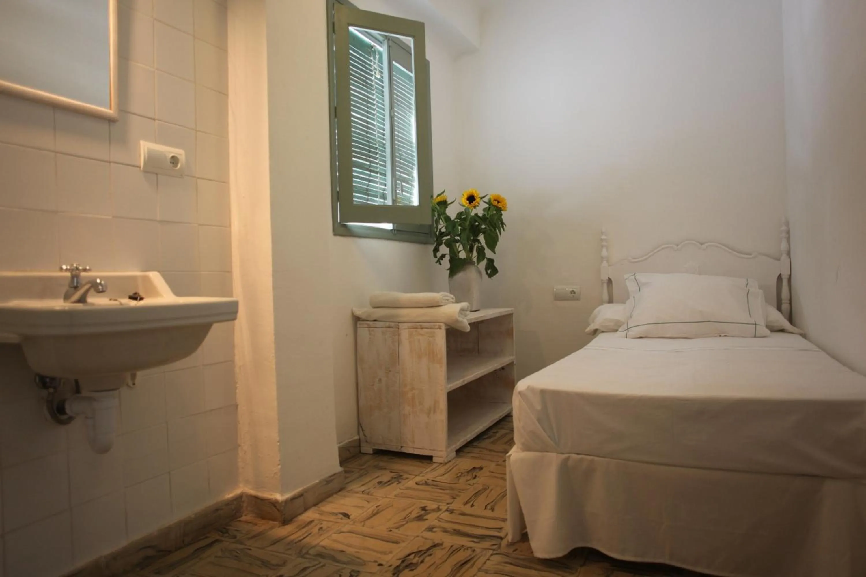 Bed in Juanita Hostal