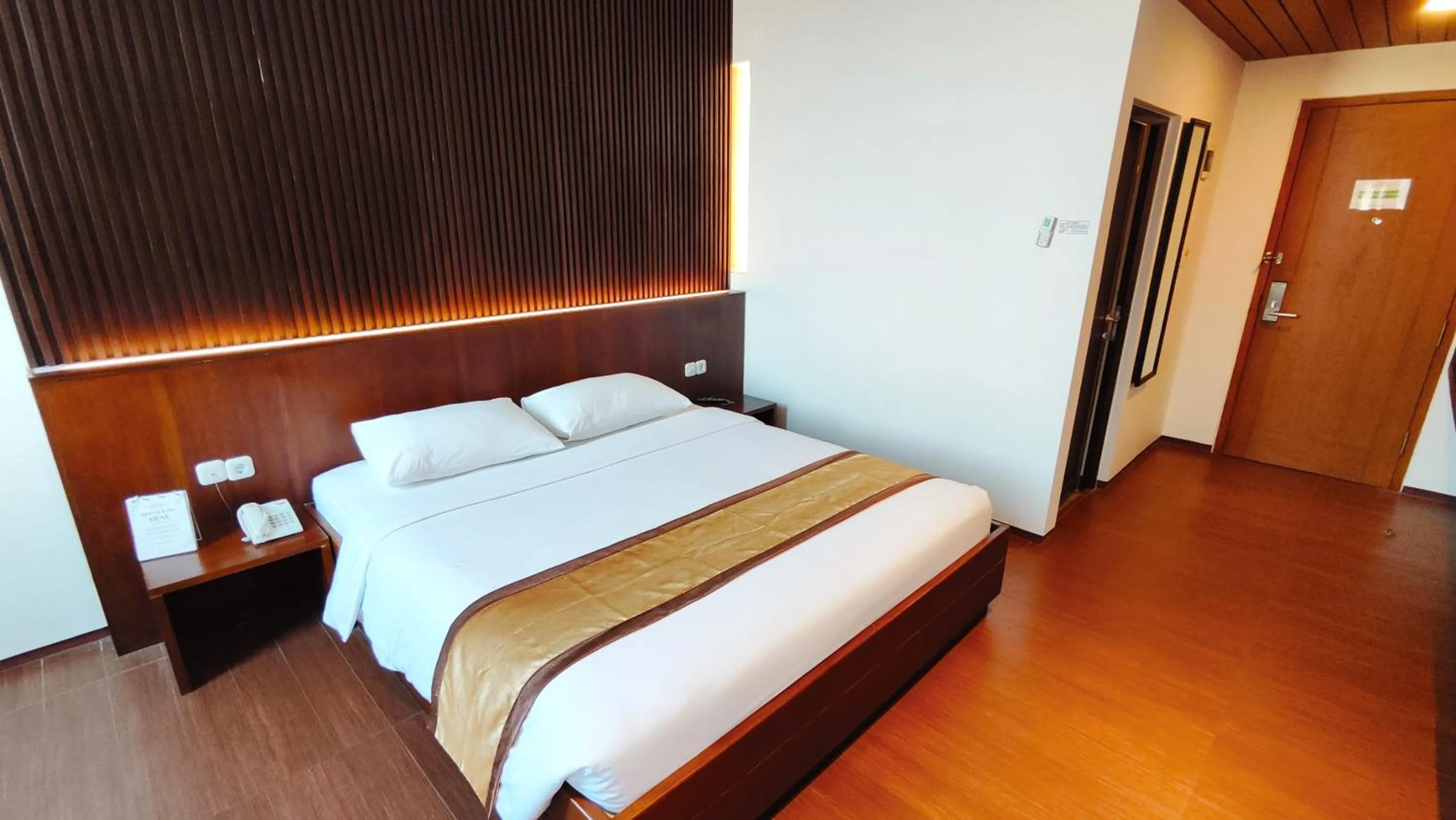 Bed in Odaita Hotel Pamekasan Madura