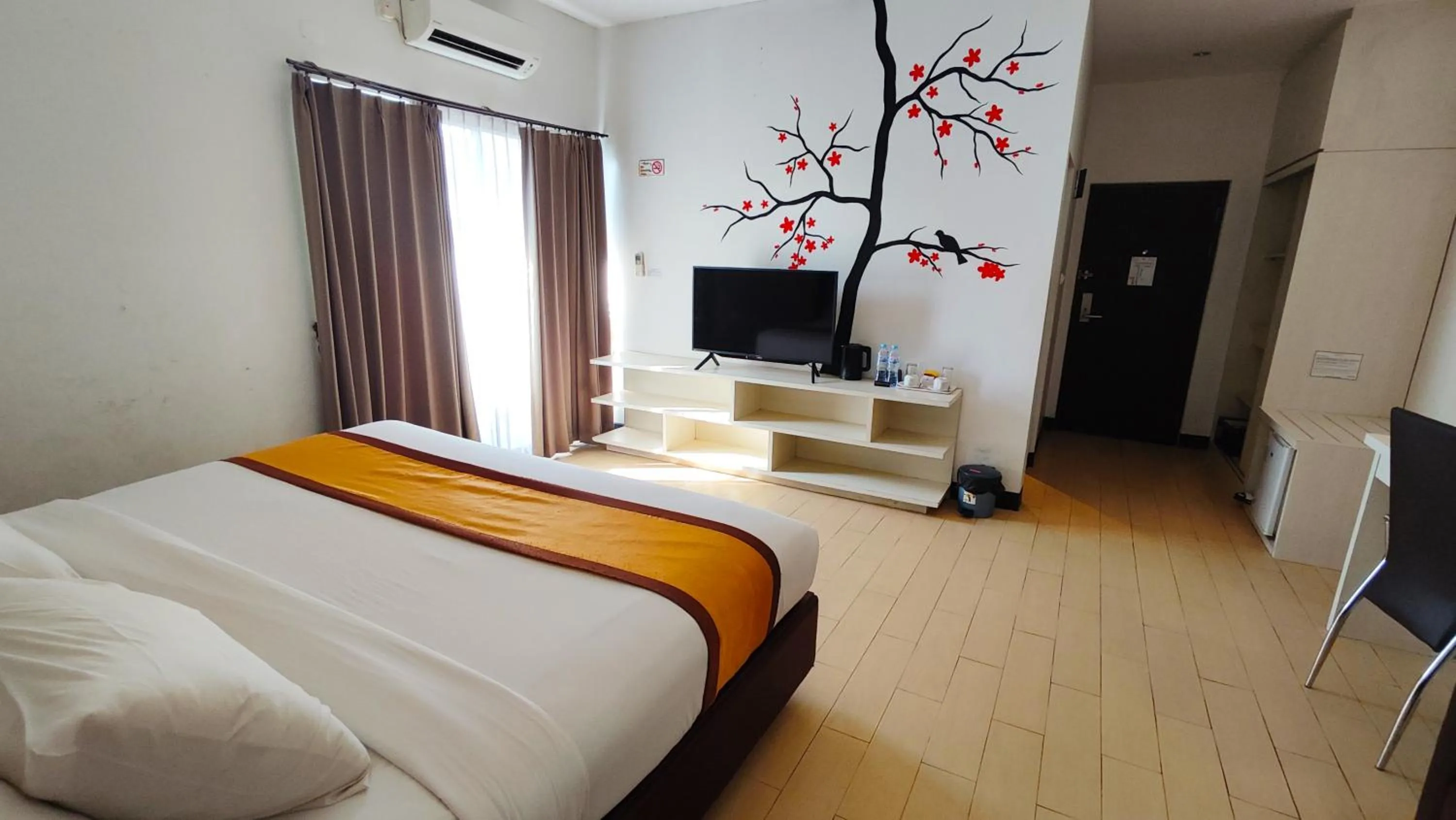 Bed in Odaita Hotel Pamekasan Madura