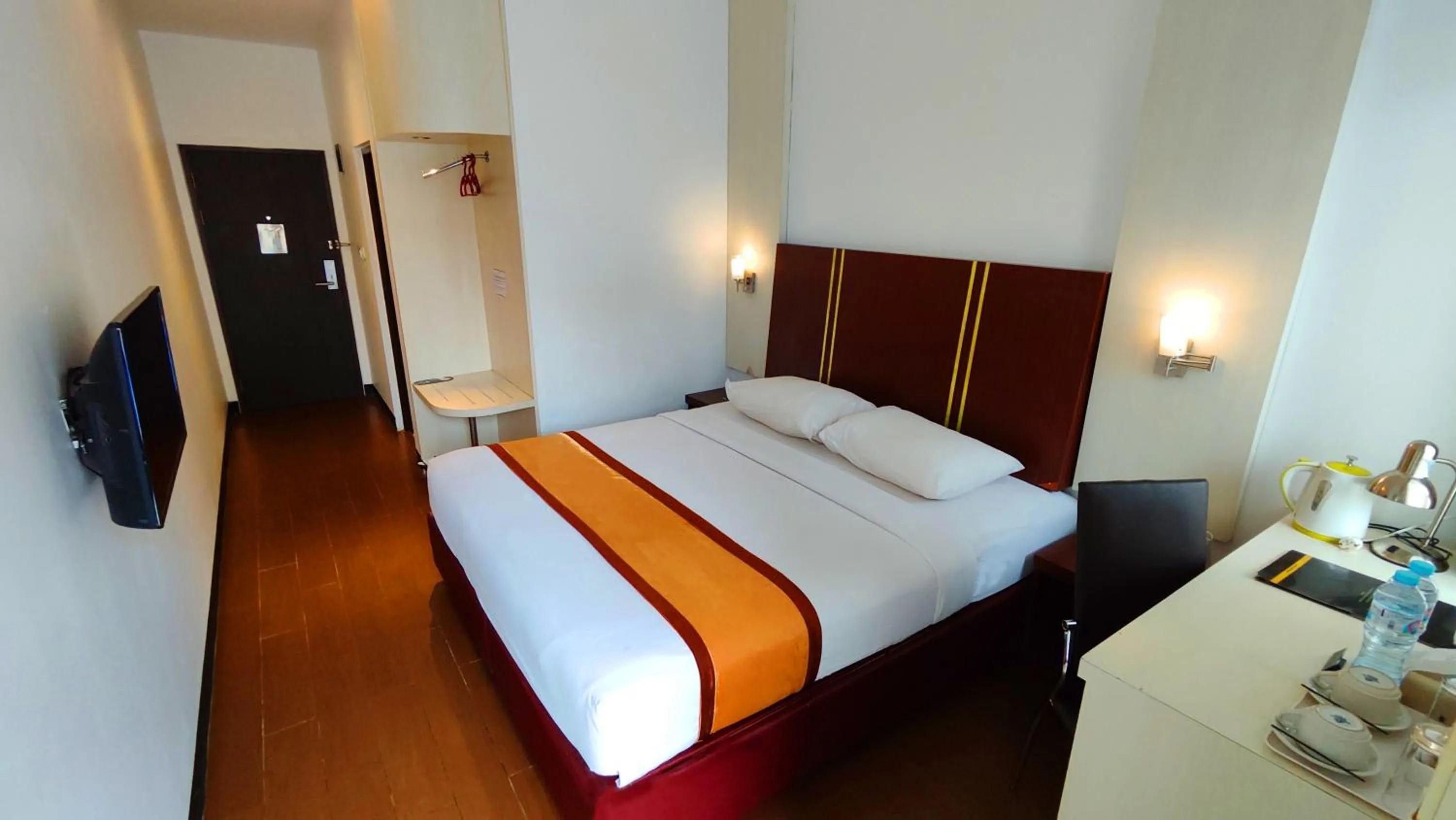 Bed in Odaita Hotel Pamekasan Madura