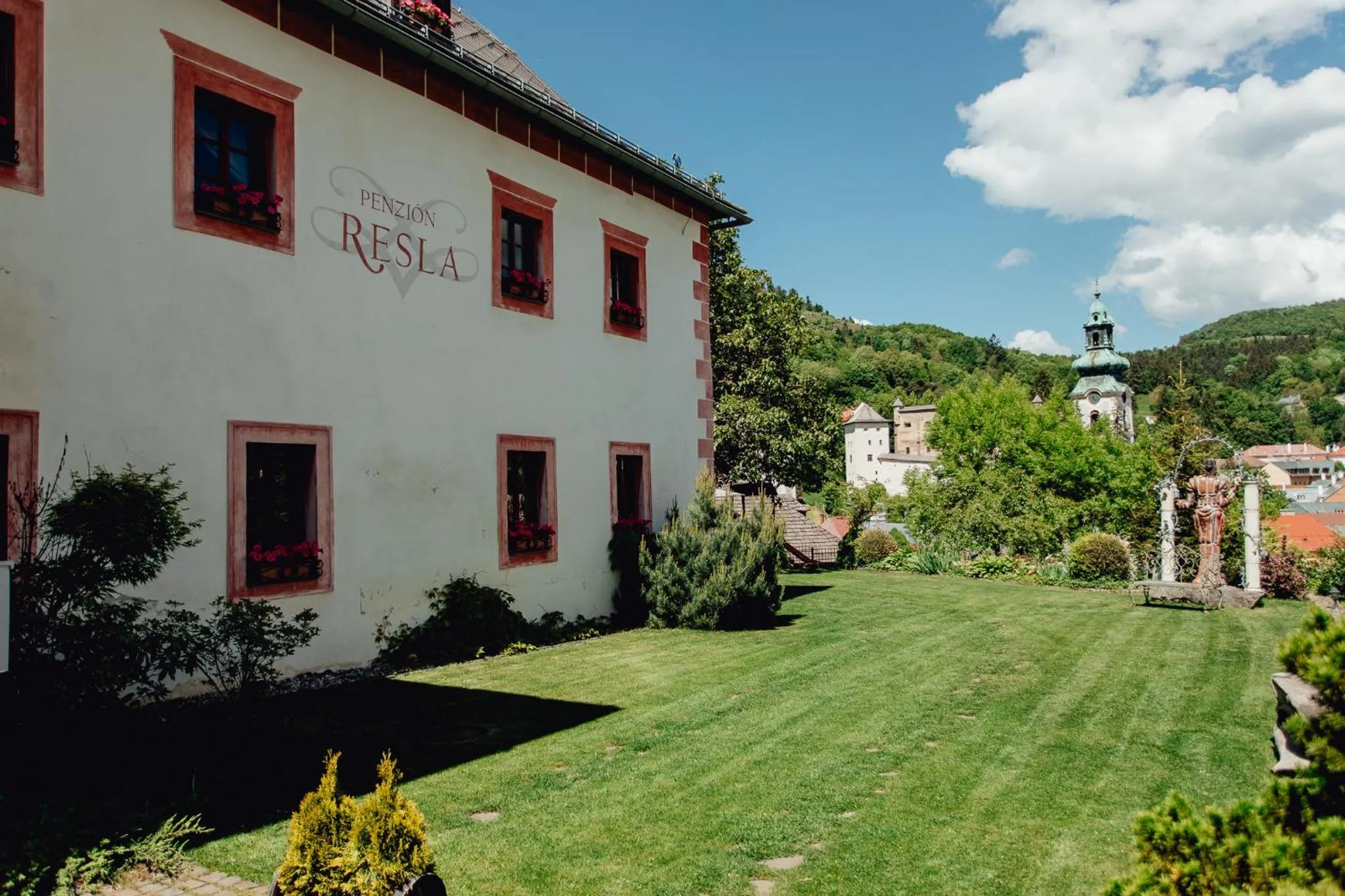 Property building in Resla Residence I, II, & Wellness