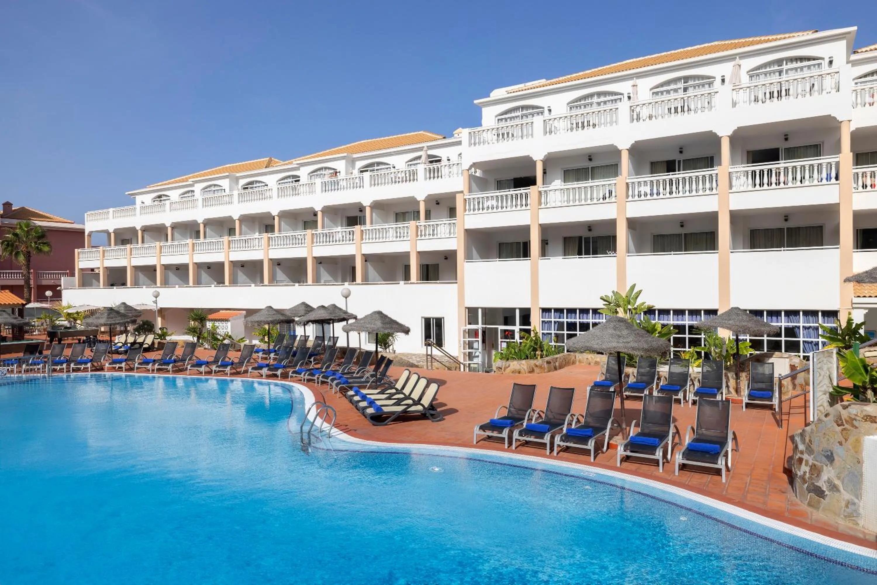 Swimming pool in whala!tenerife