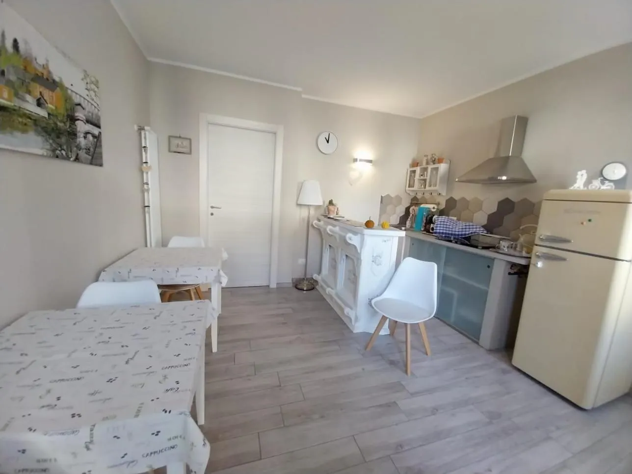 Breakfast, Bed in Reggiolacittàinvisibile B&B