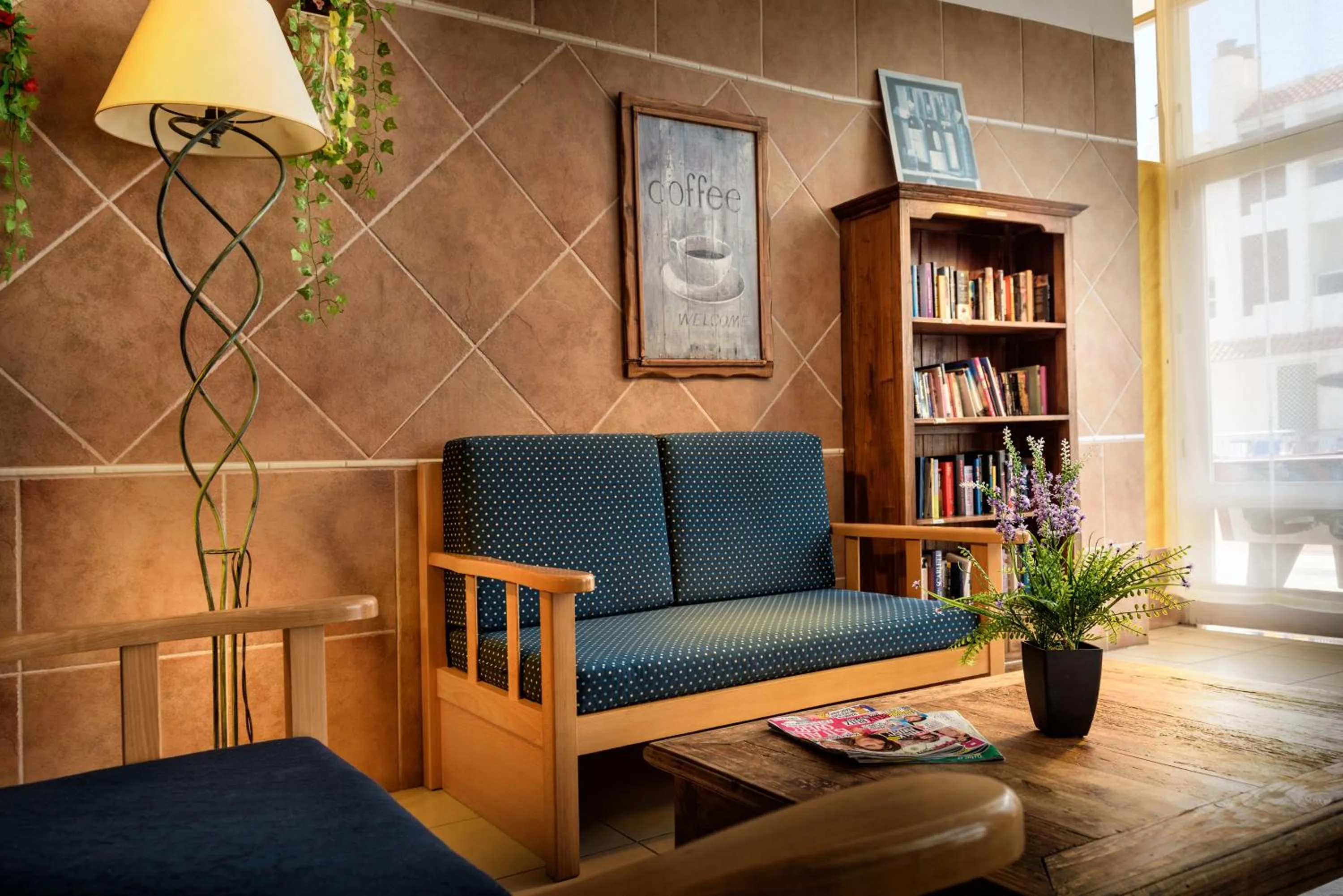 Library, Seating Area in Apartamentos Oro Blanco