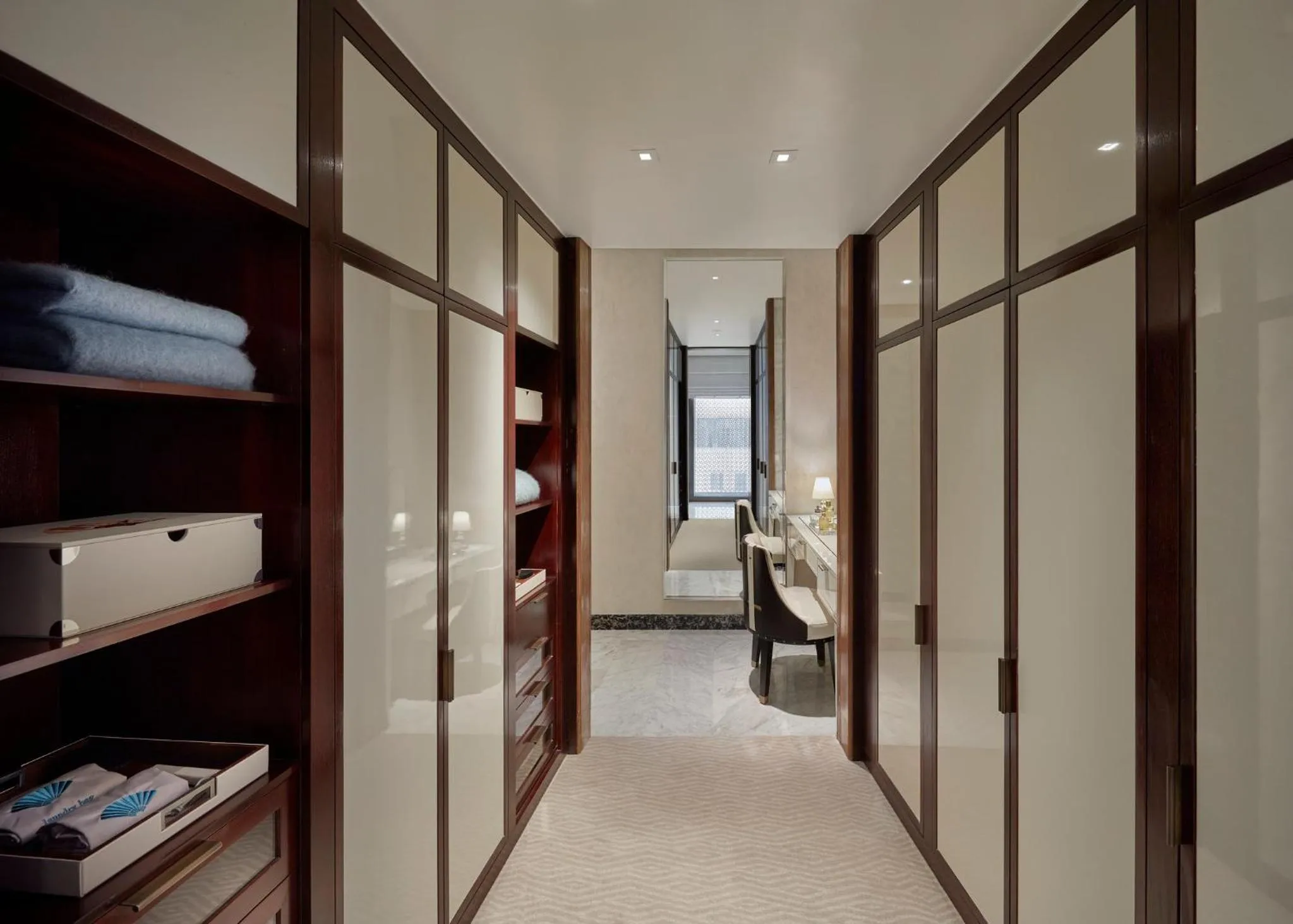 Photo of the whole room, Bed in Mandarin Oriental, Doha