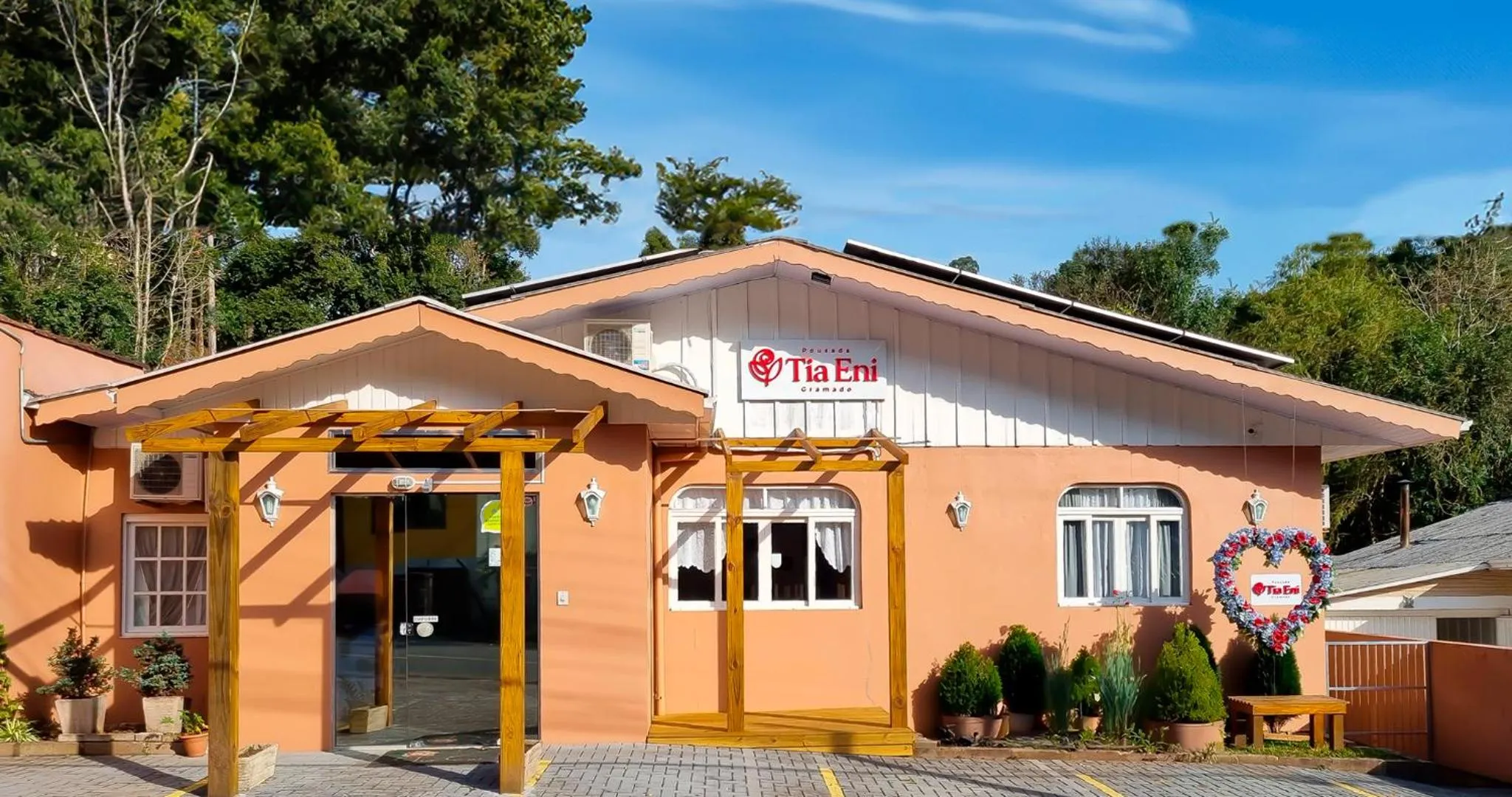 Property building in Pousada Tia Eni