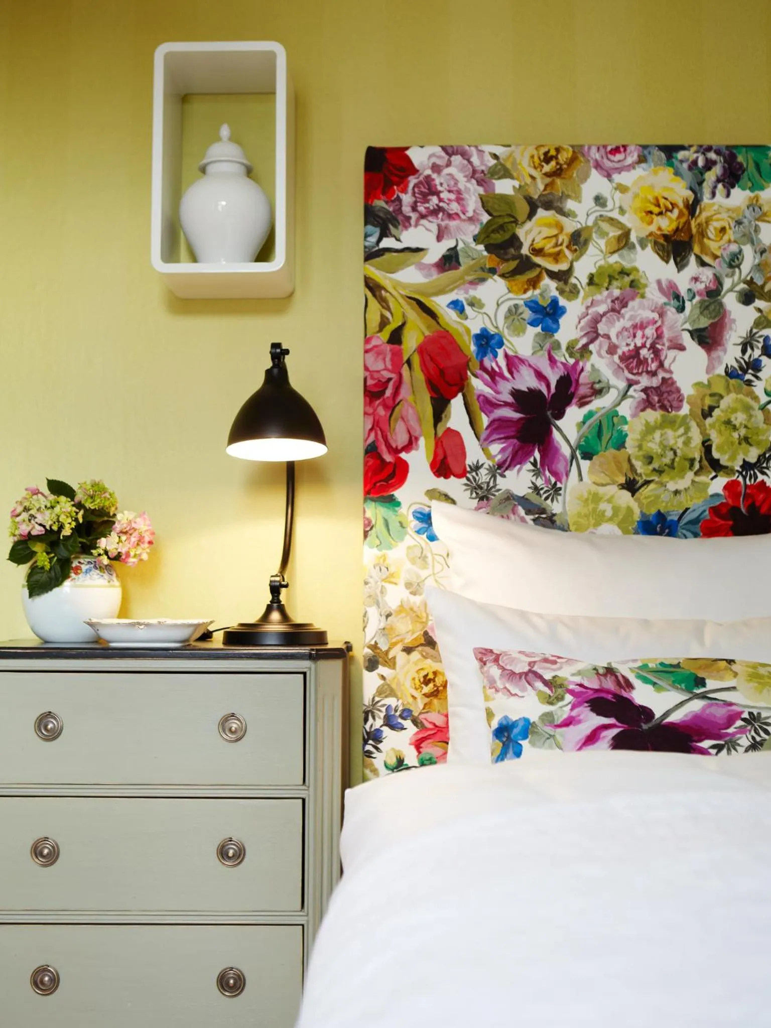 Bed in Fährhaus Meißen B&B