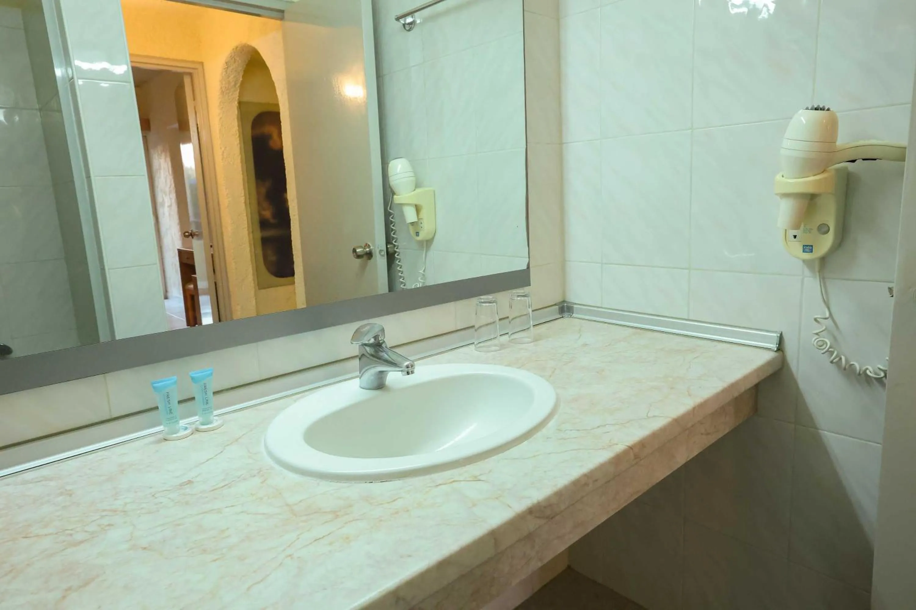 Bathroom in Filerimos Village Hotel