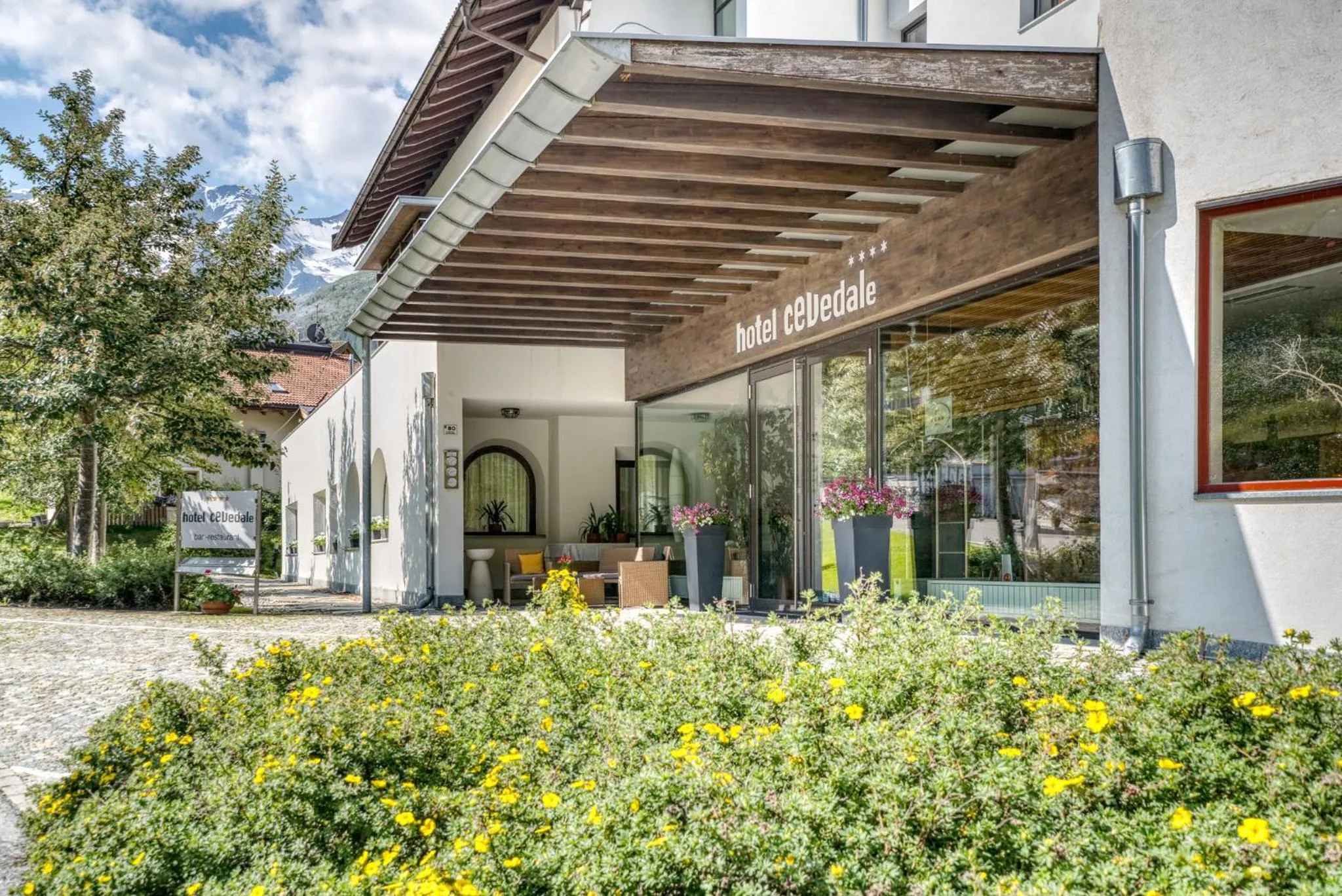 Property building in Hotel Cevedale