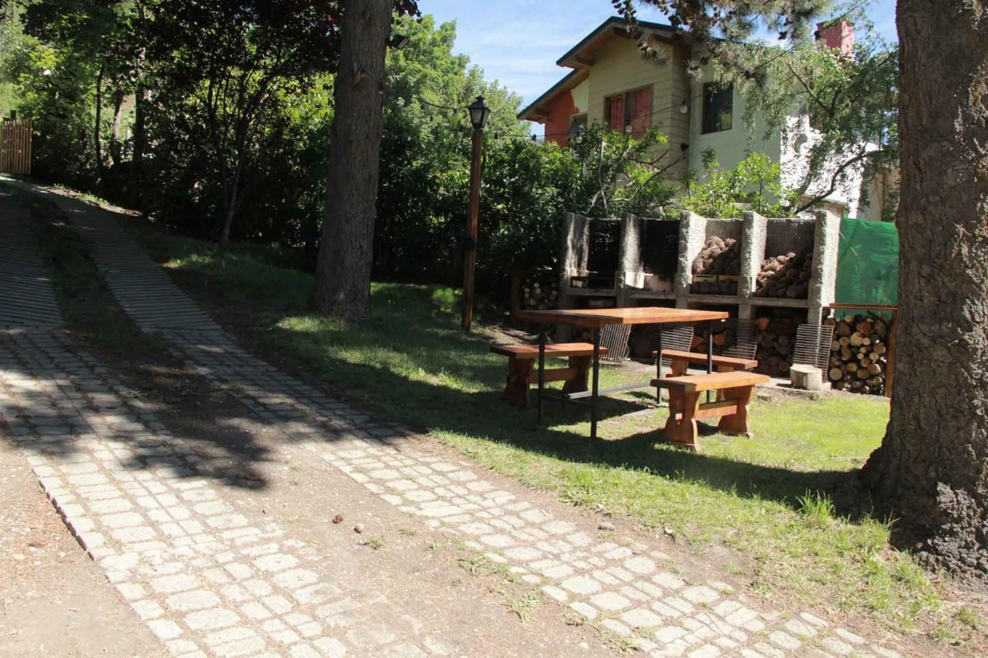 Garden in LA PONDEROSA Apart Hotel