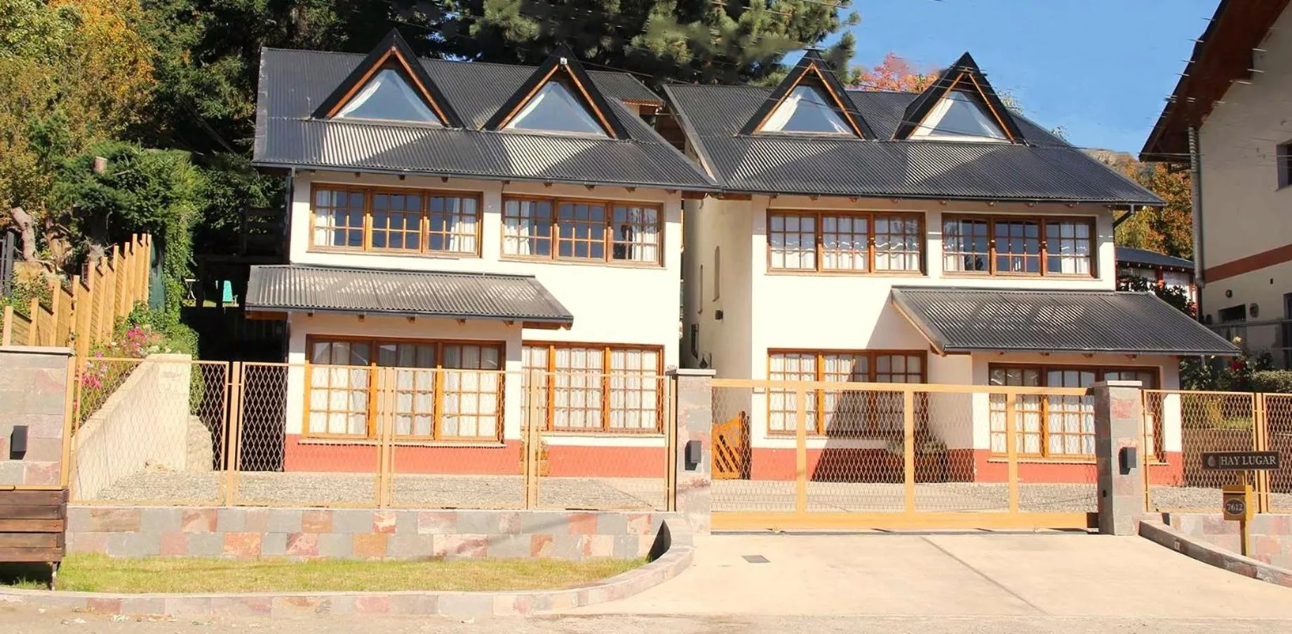 Property building in LA PONDEROSA Apart Hotel