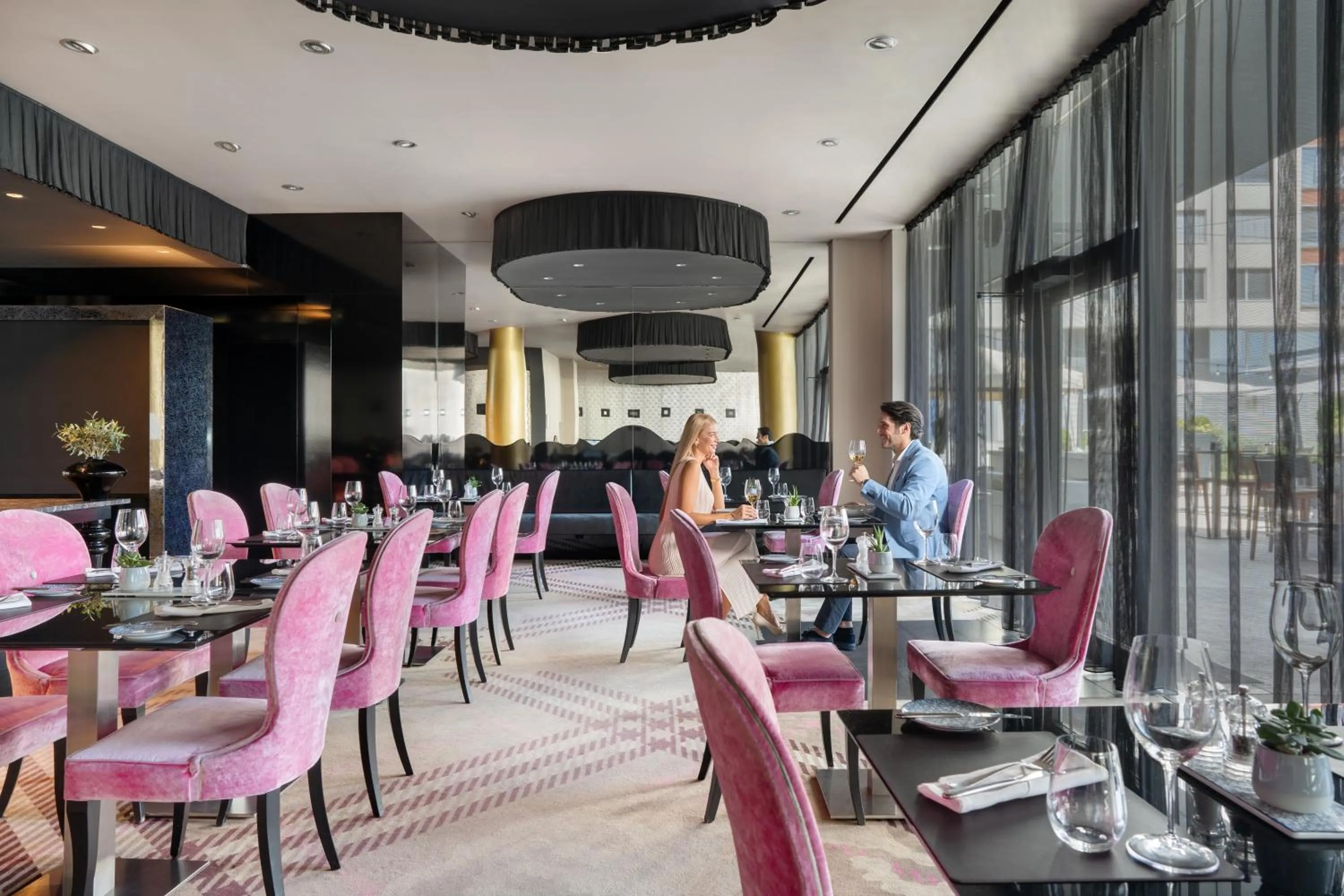 Restaurant/places to eat in Falkensteiner Hotel Belgrade Superior