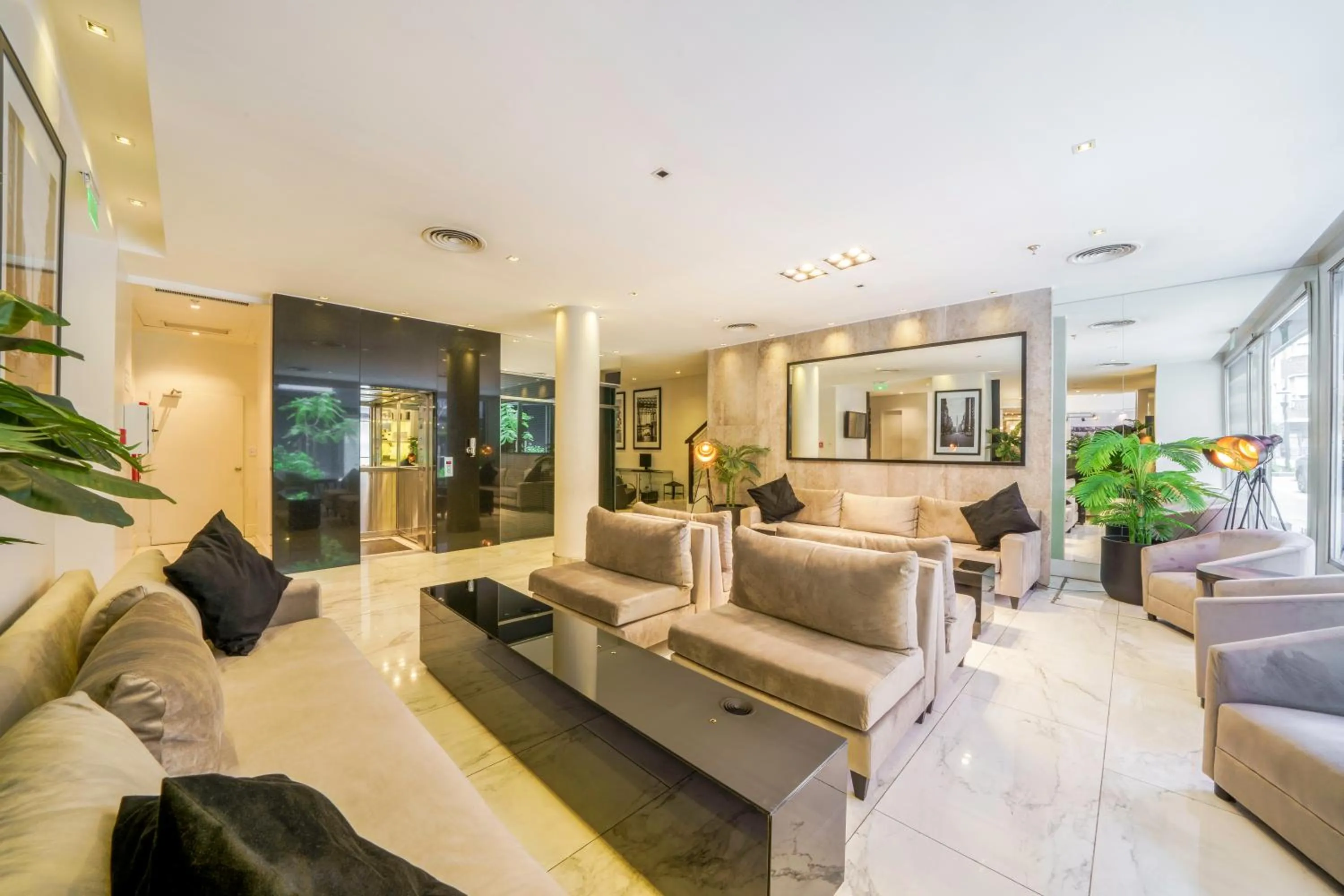 Lobby or reception in Principado Downtown