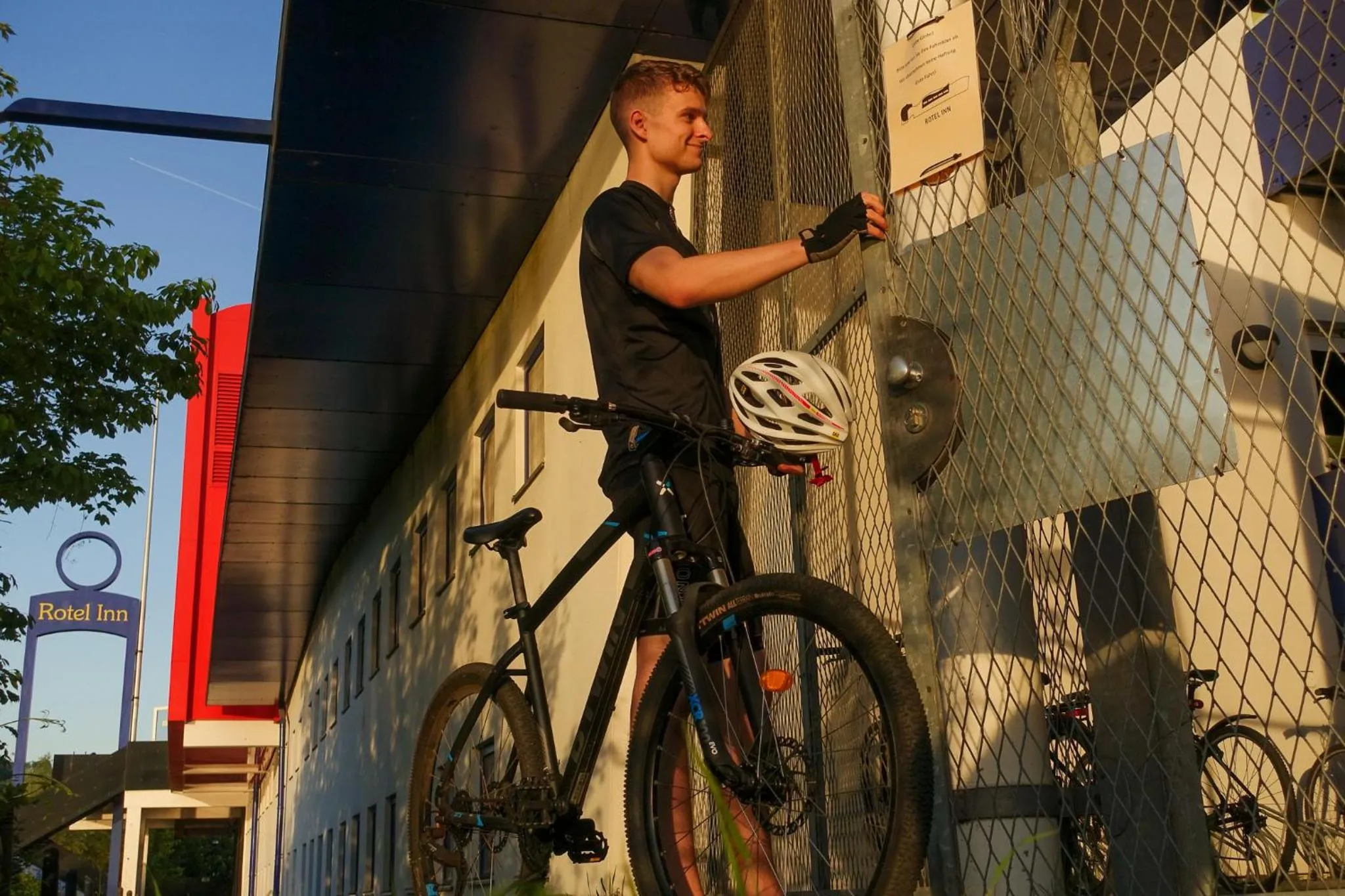 Cycling in Rotel Inn