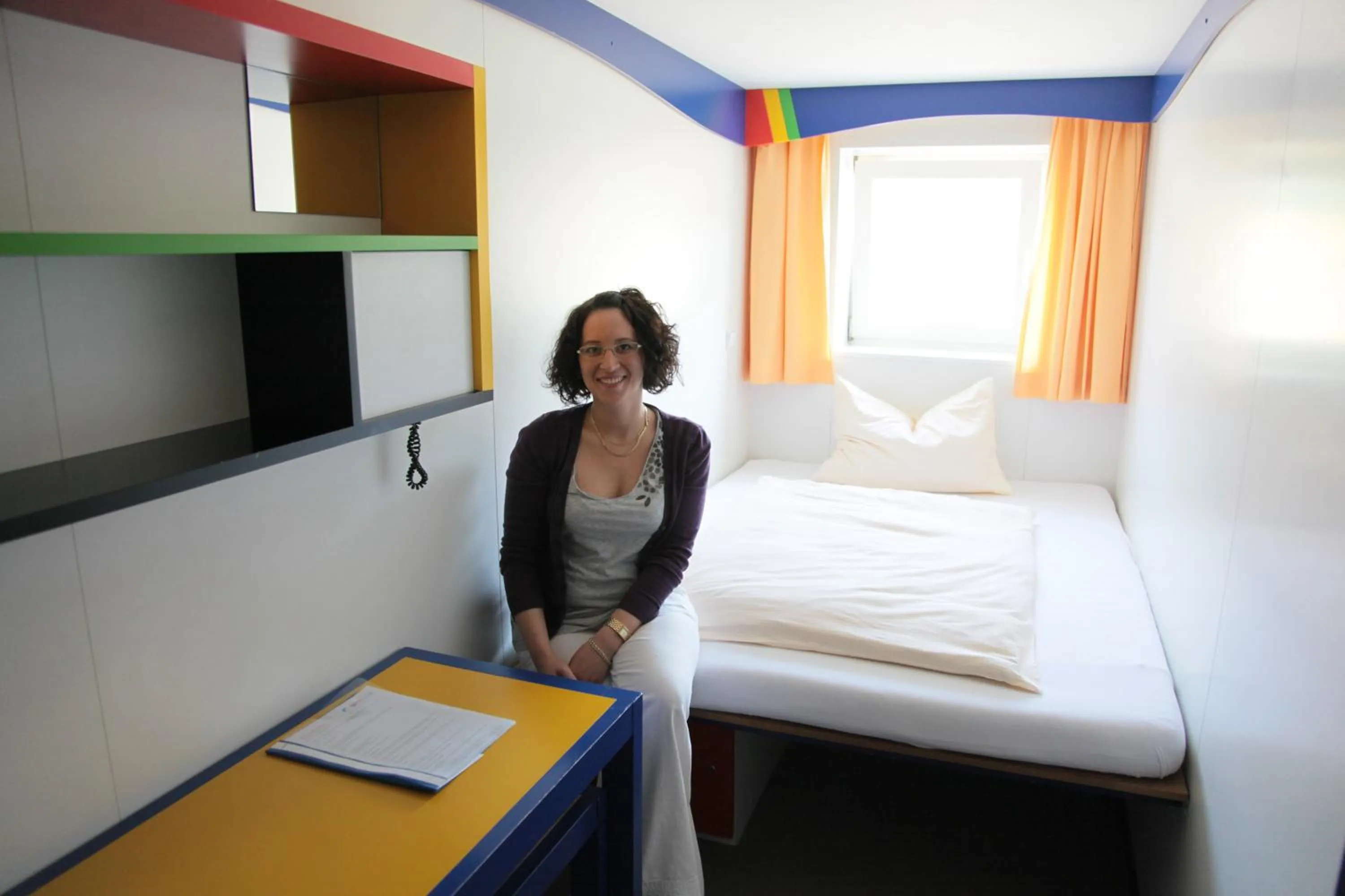 Photo of the whole room, Bed in Rotel Inn