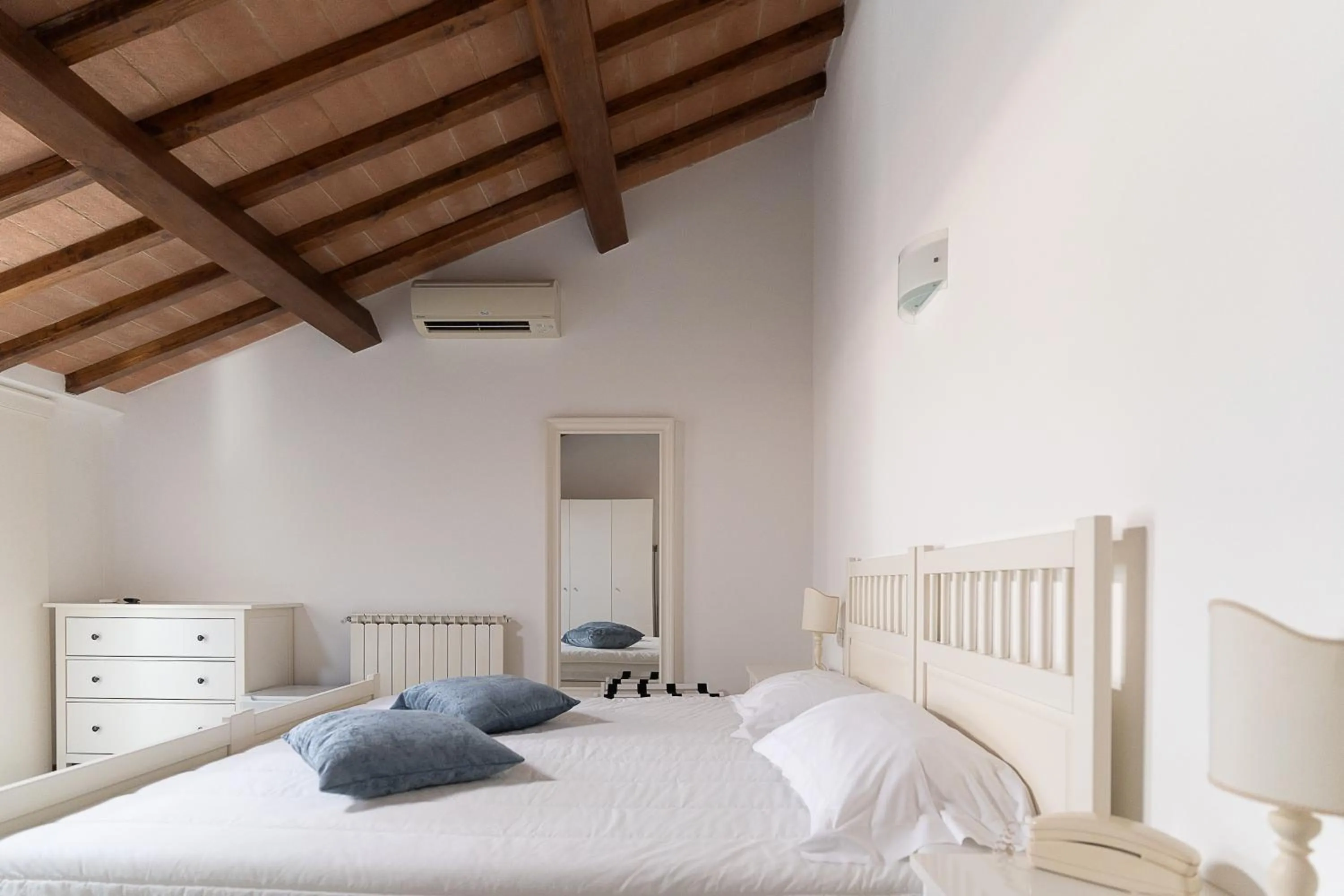 Bed in Hotel Bellonda