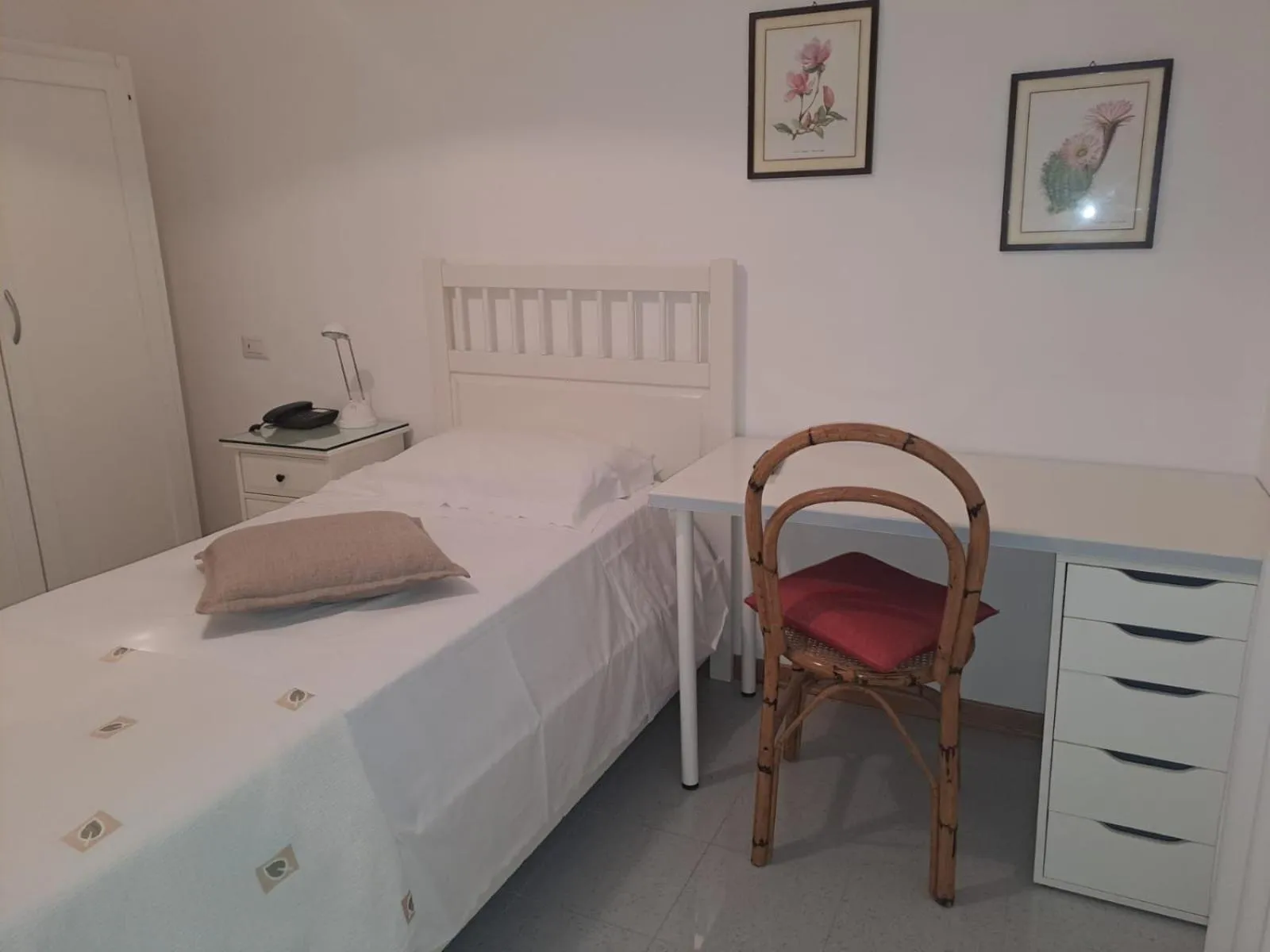 Bed in Hotel Bellonda