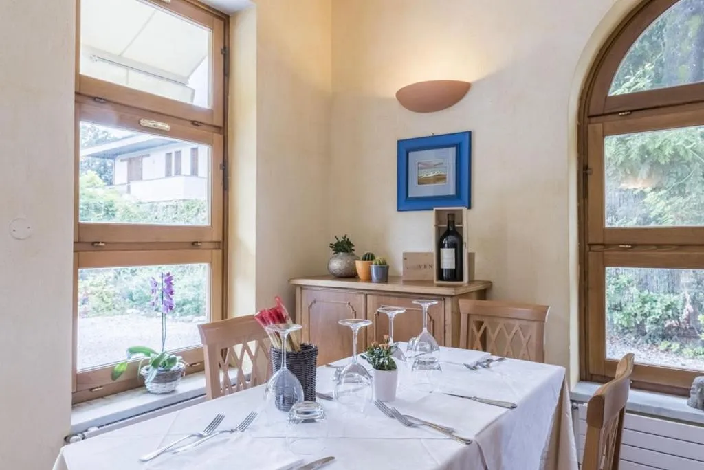 Restaurant/places to eat in Hotel Bellonda