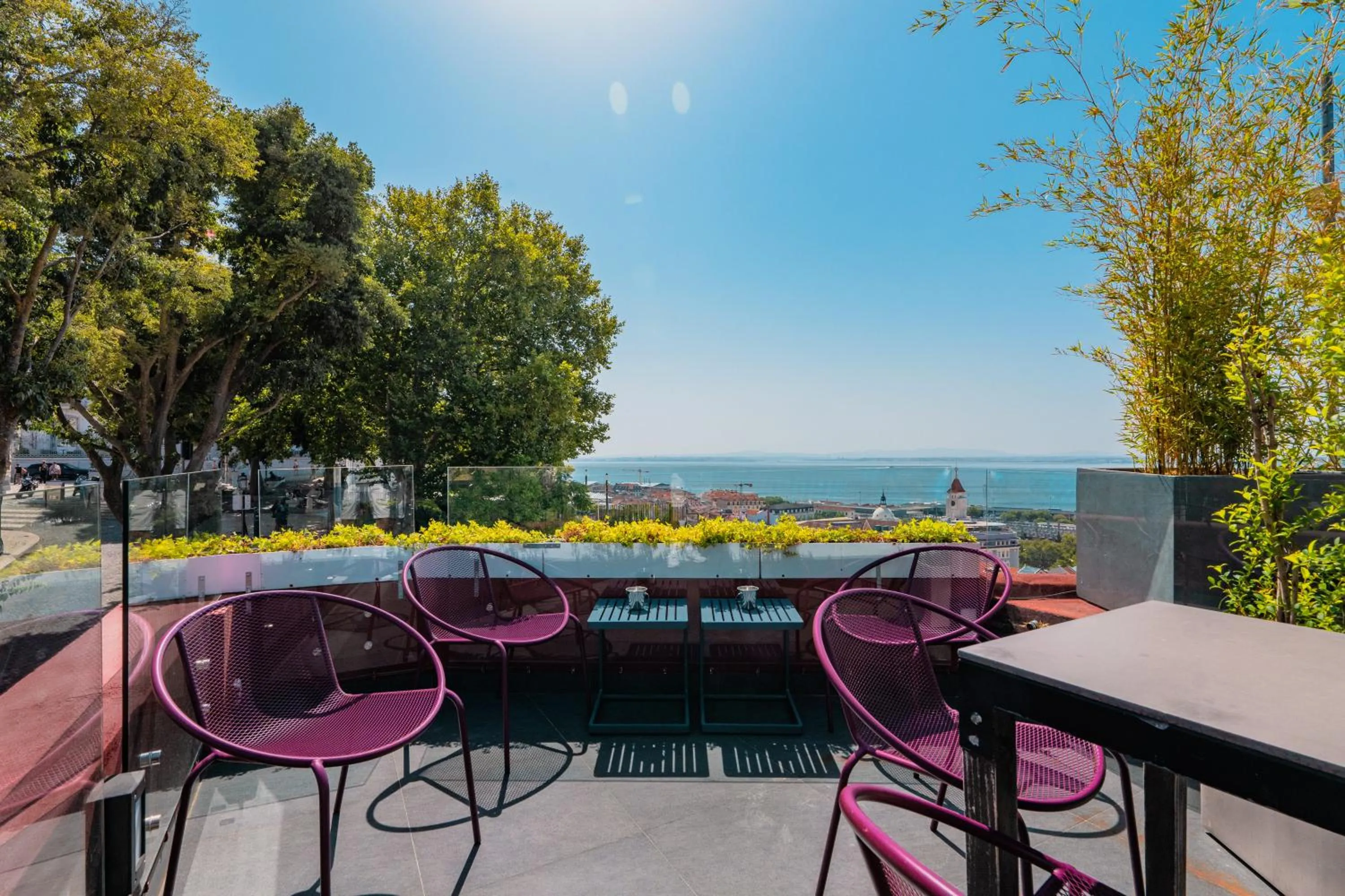 Day in Monte Belvedere Hotel by Shiadu