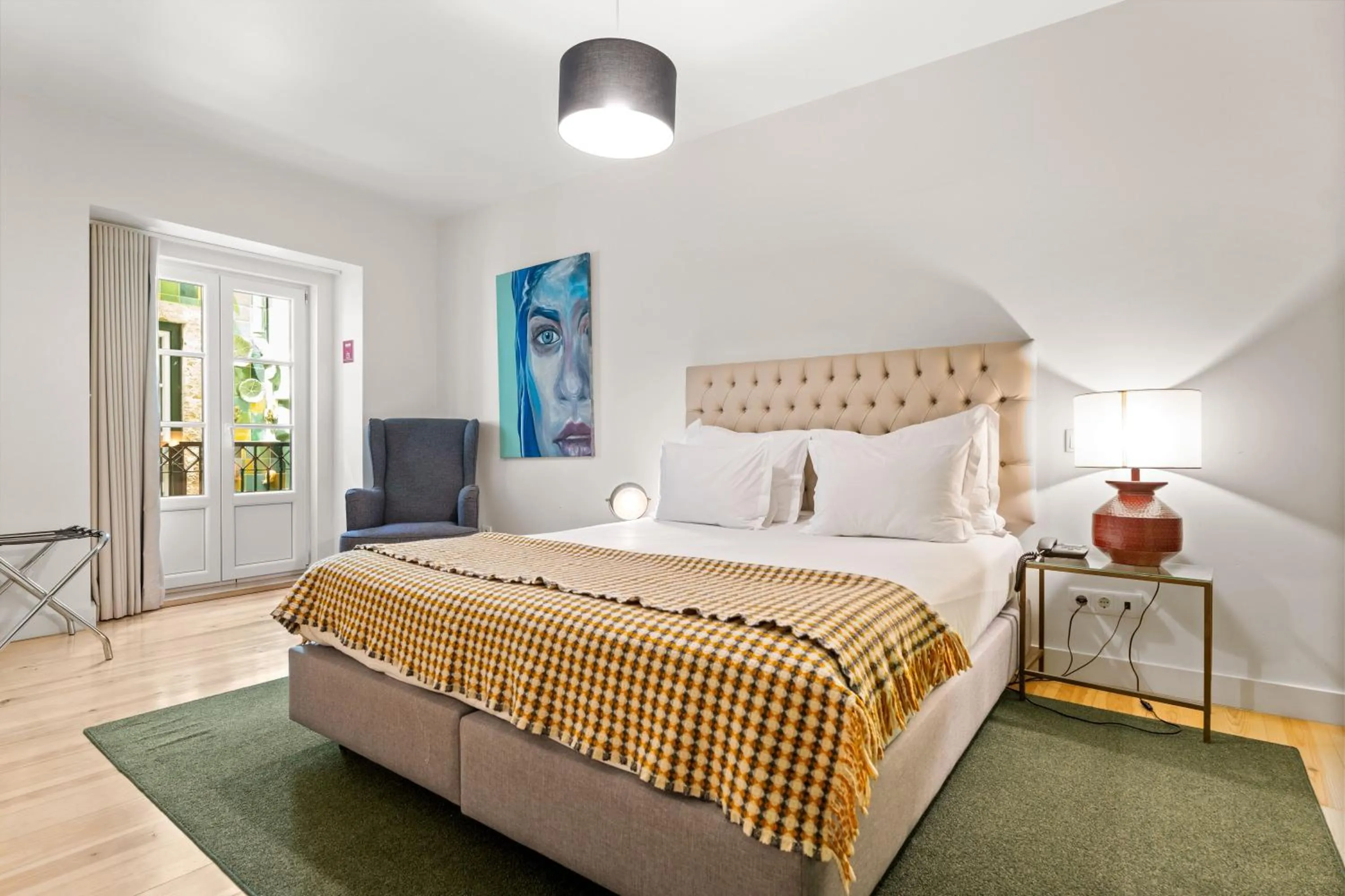 Bed in Monte Belvedere Hotel by Shiadu