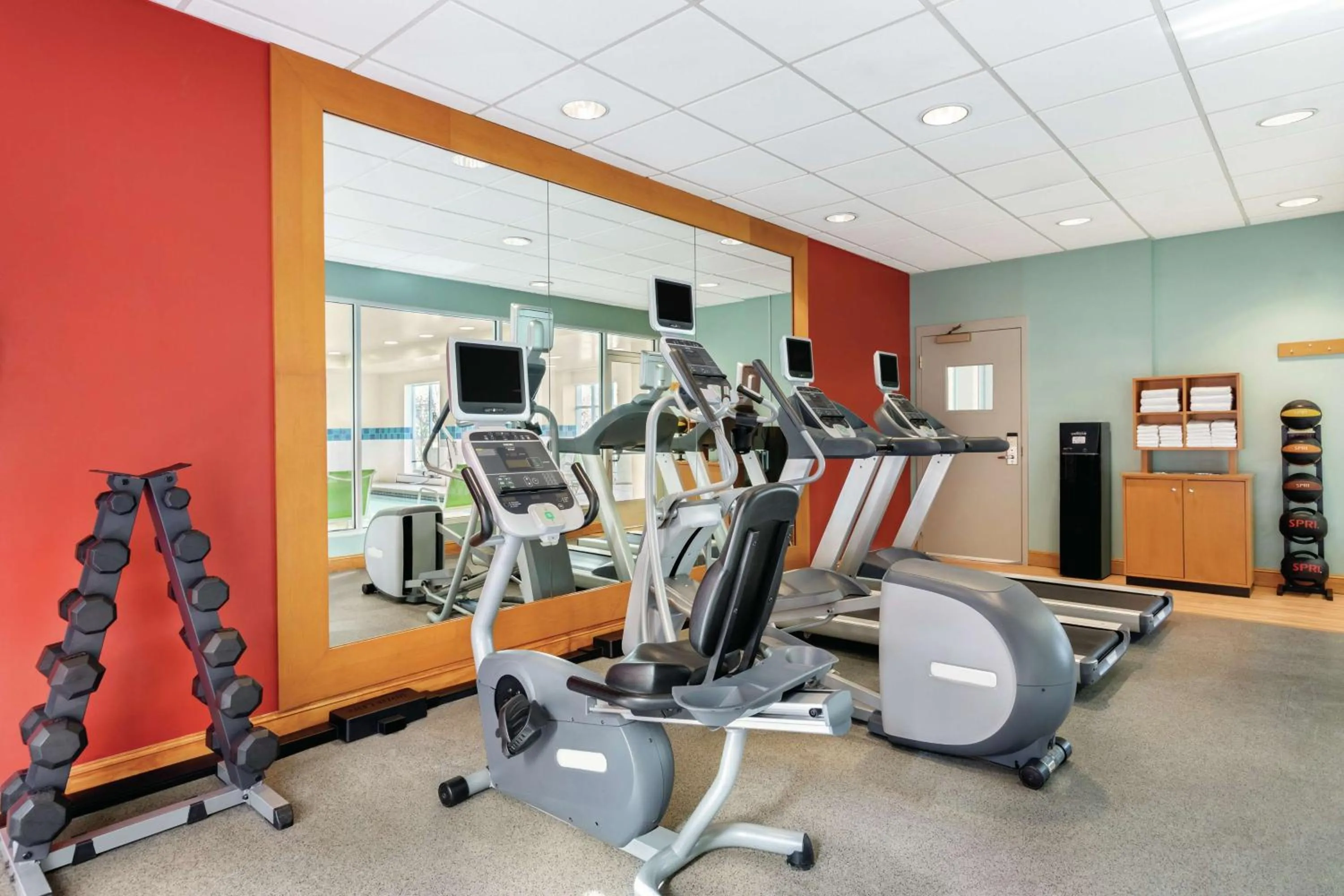 Fitness centre/facilities in Hilton Garden Inn Bridgewater
