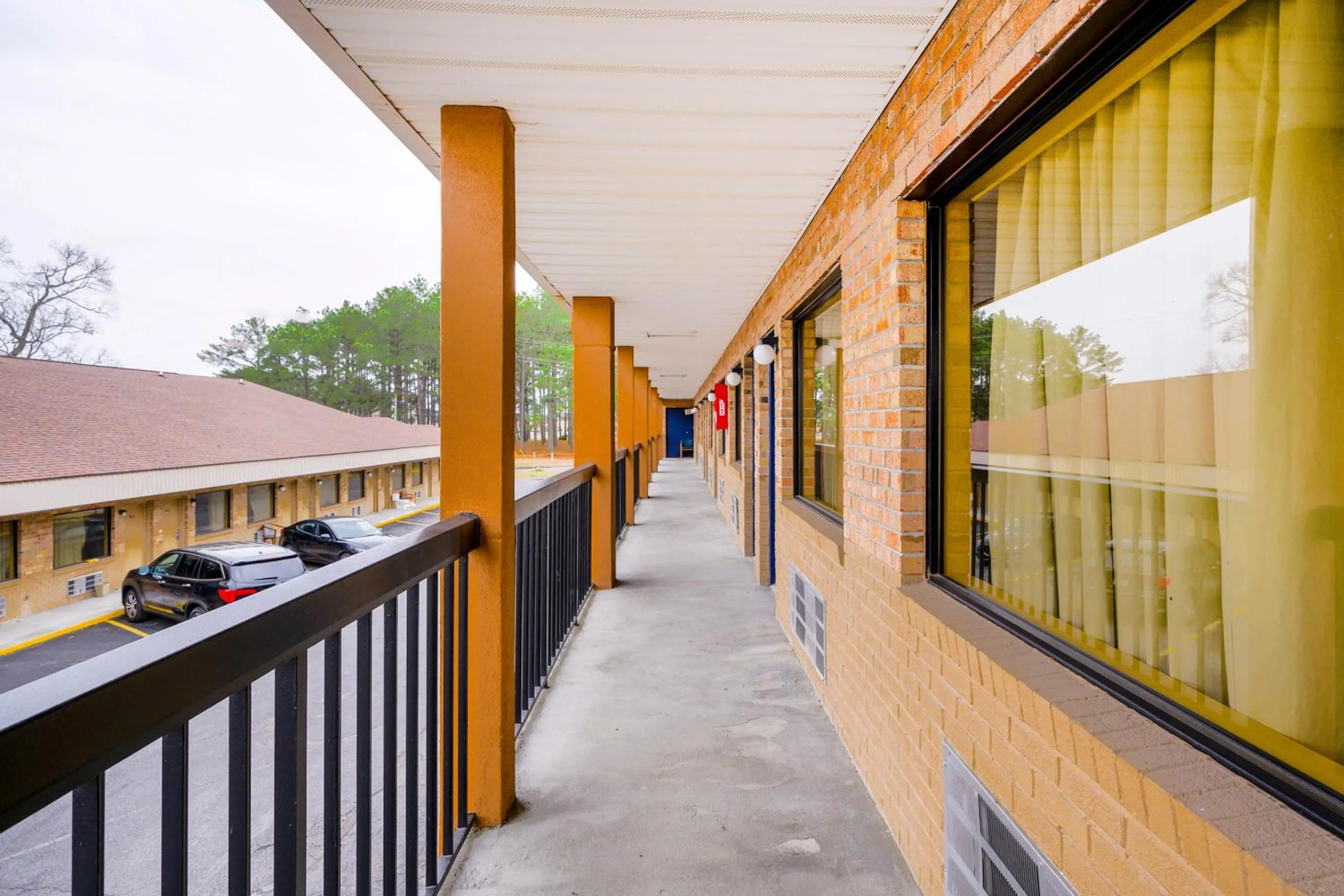 Balcony/Terrace in OYO Hotel Williamston